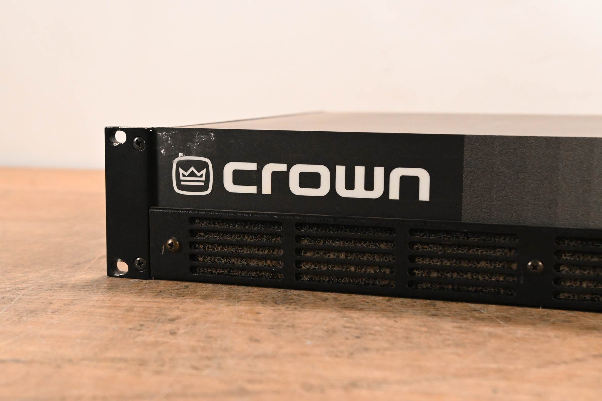 Crown 800 CSL 2-Channel Power Amplifier