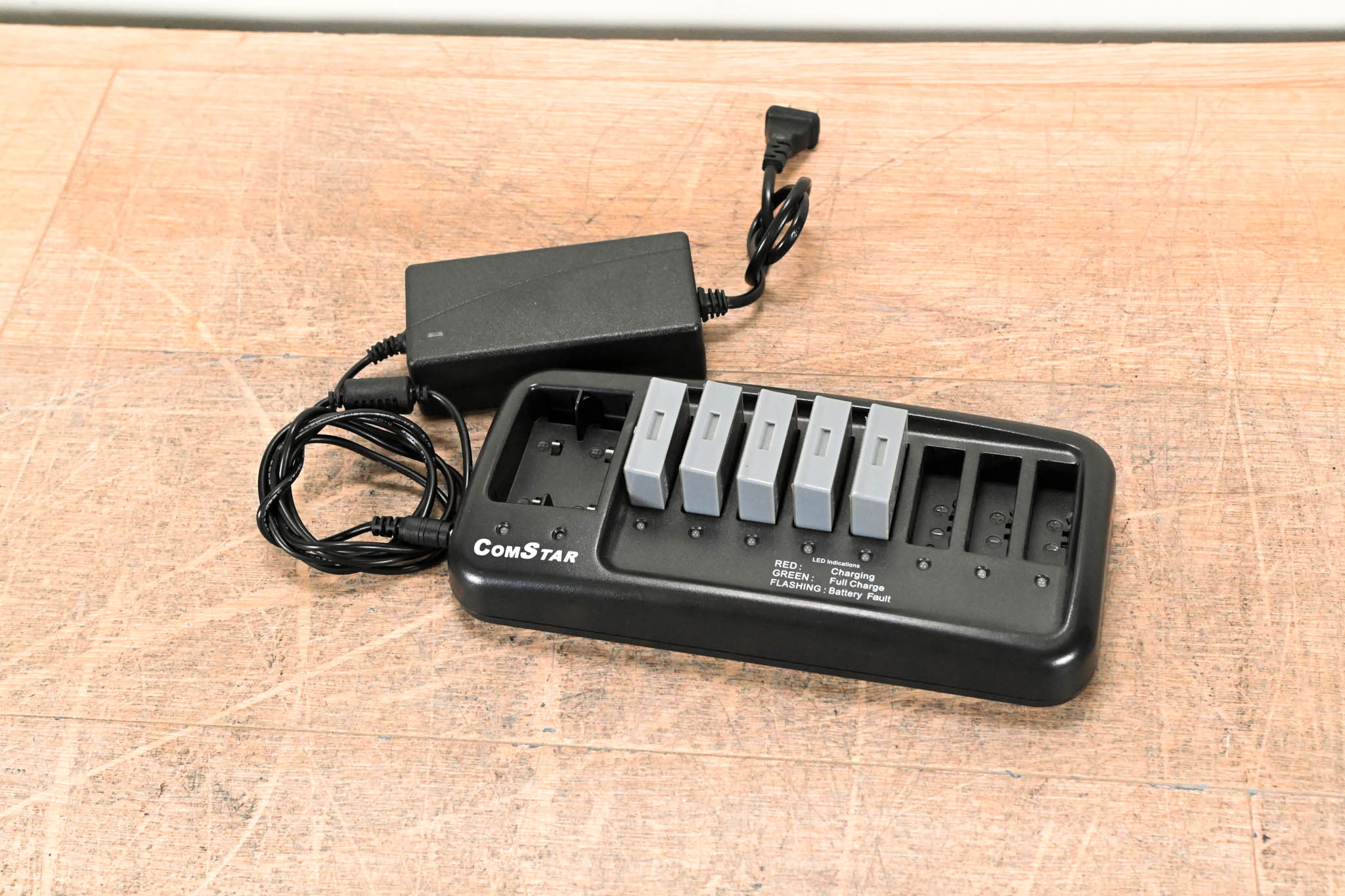 Eartec CH-CS28P COMSTAR Multi-Port Desktop Charger