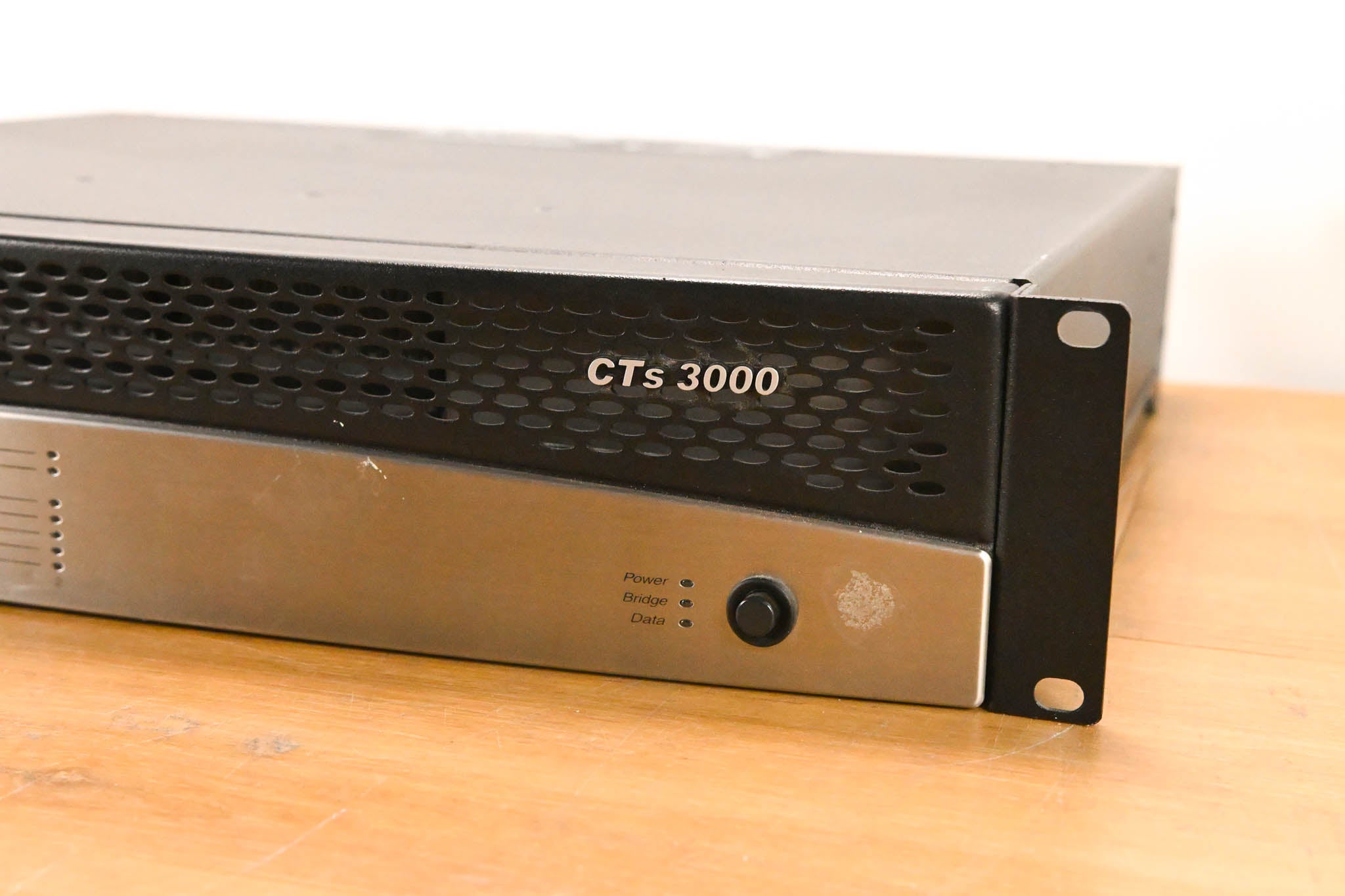 Crown CTs 3000 Two-Channel 1500W Power Amplifier