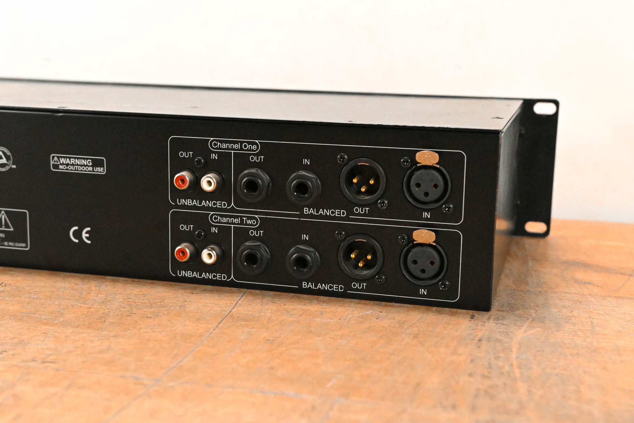 Stageworks E231X Dual 31 Band Graphic Equalizer