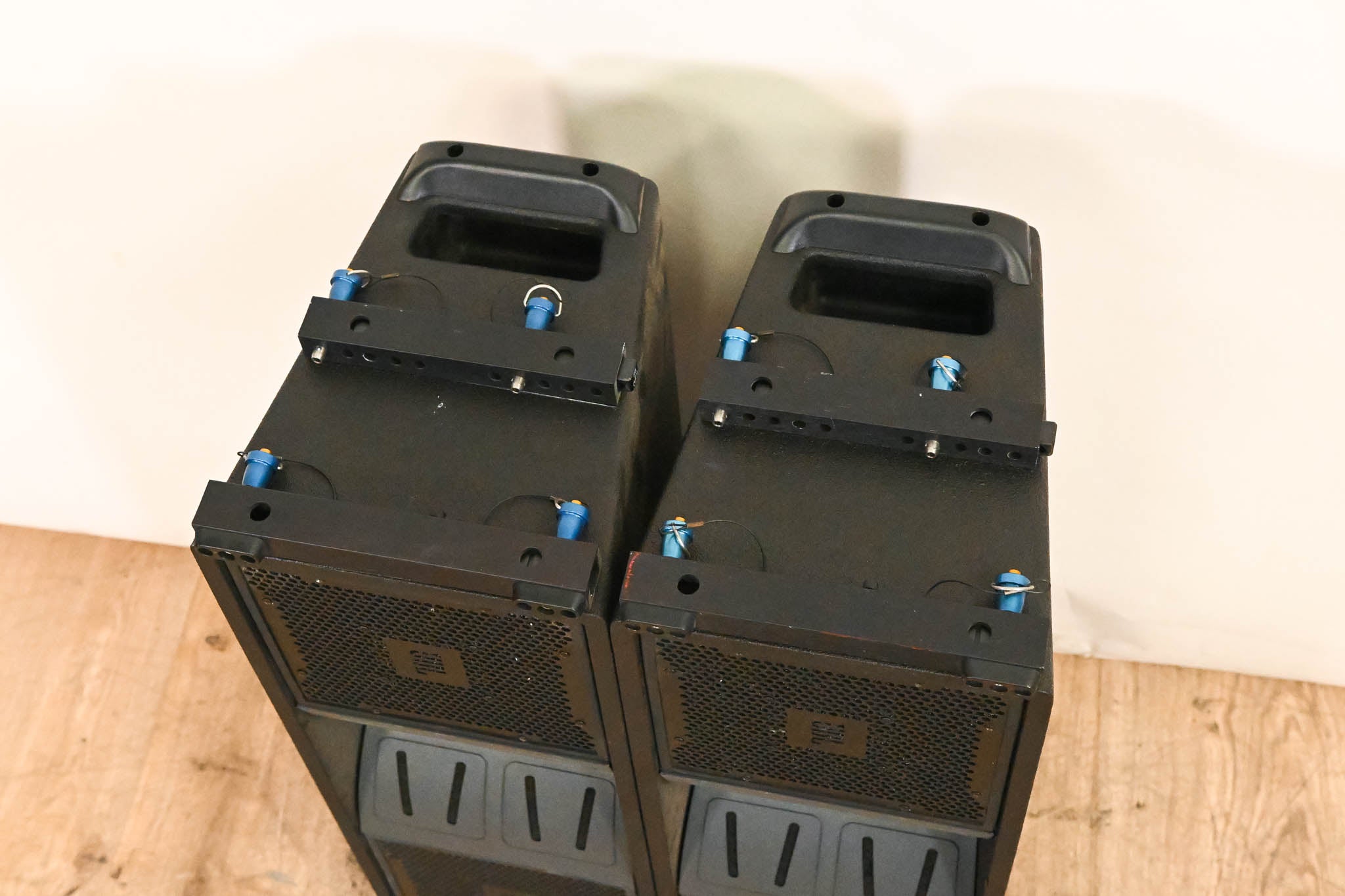 JBL VT4886 Dual 6.5" Passive Compact Line Array Loudspeakers (PAIR)