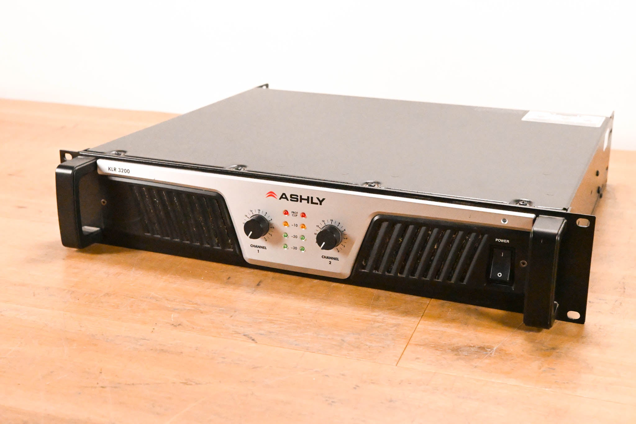 Ashly KLR-3200 Dual-Channel 1,600W Power Amplifier