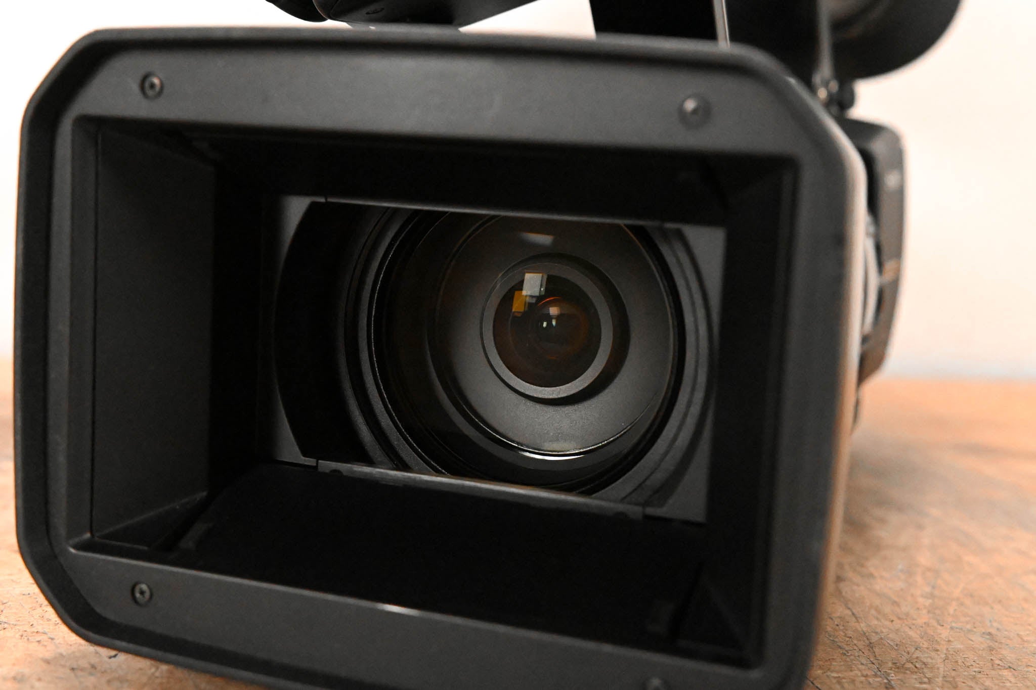 Sony HXR-NX5U NXCAM Professional Camcorder