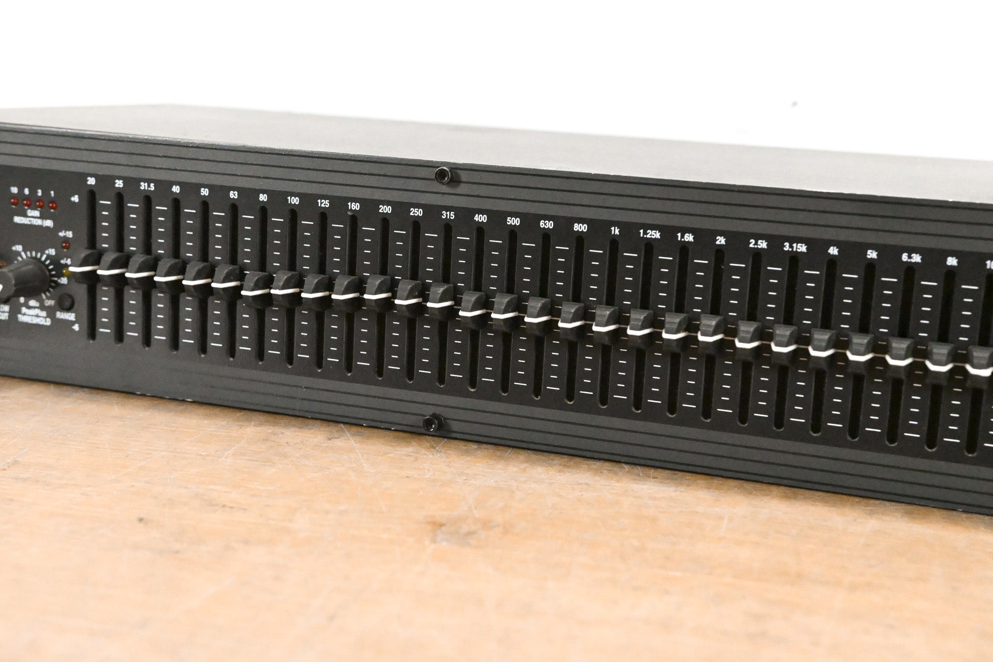 dbx 2031 Single-Channel 31-Band Graphic Equalizer/Limiter