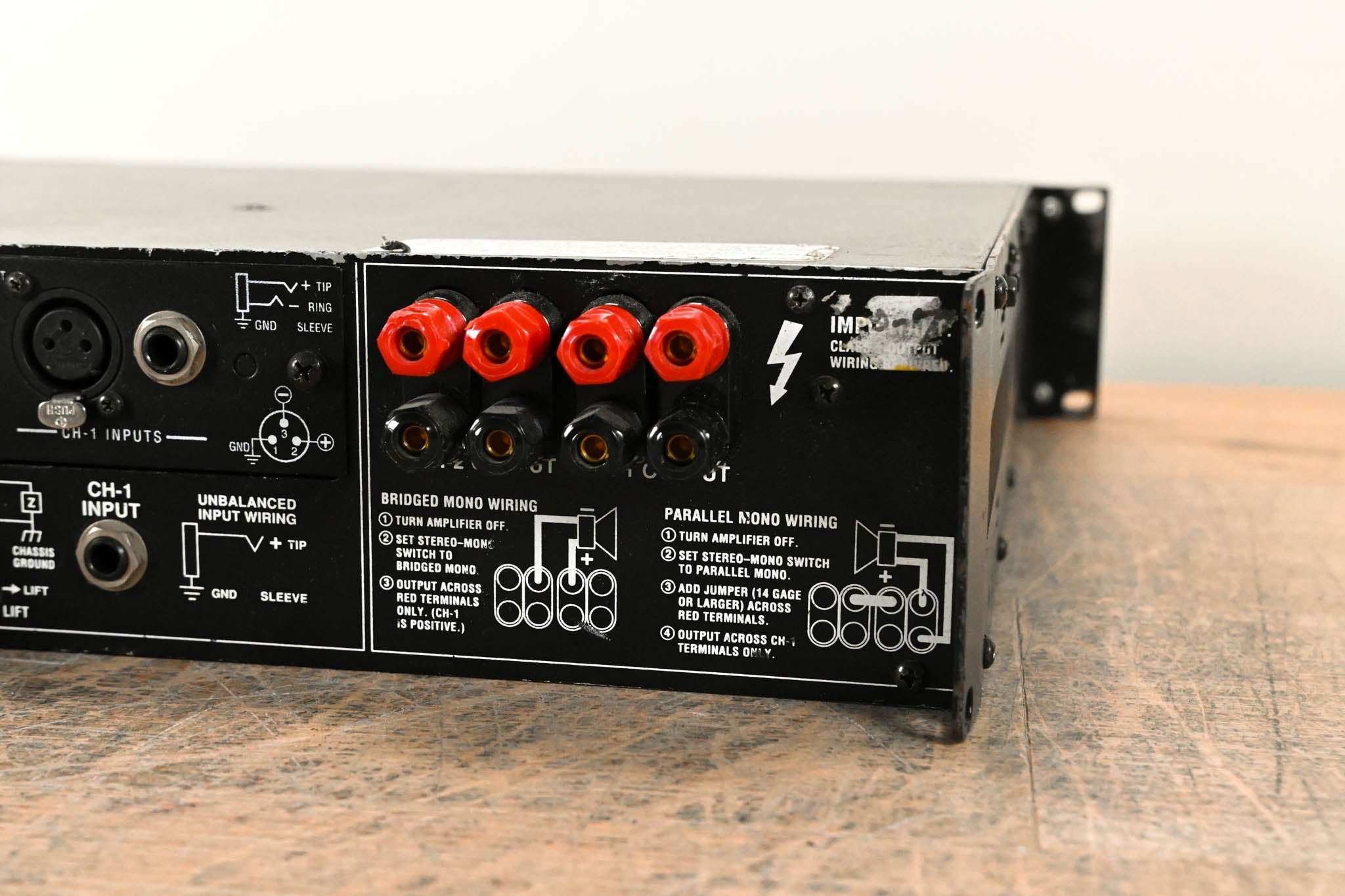 Crown Macro-Tech 3600VZ 2-Channel Power Amplifier