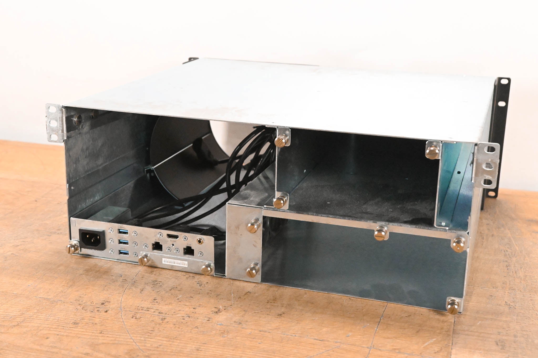 Sonnet RackMac Pro (with 1 Computer Mounting Module)