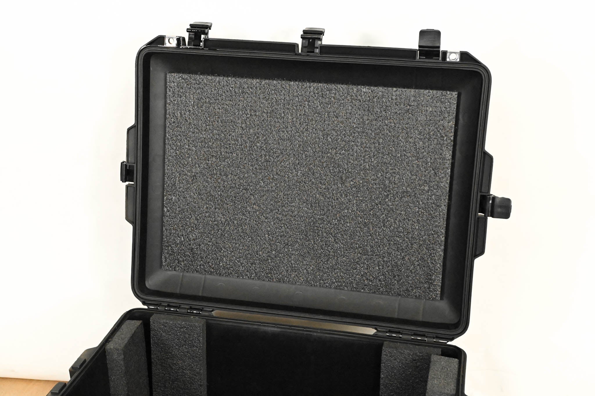 Pelican 1637 Air Case