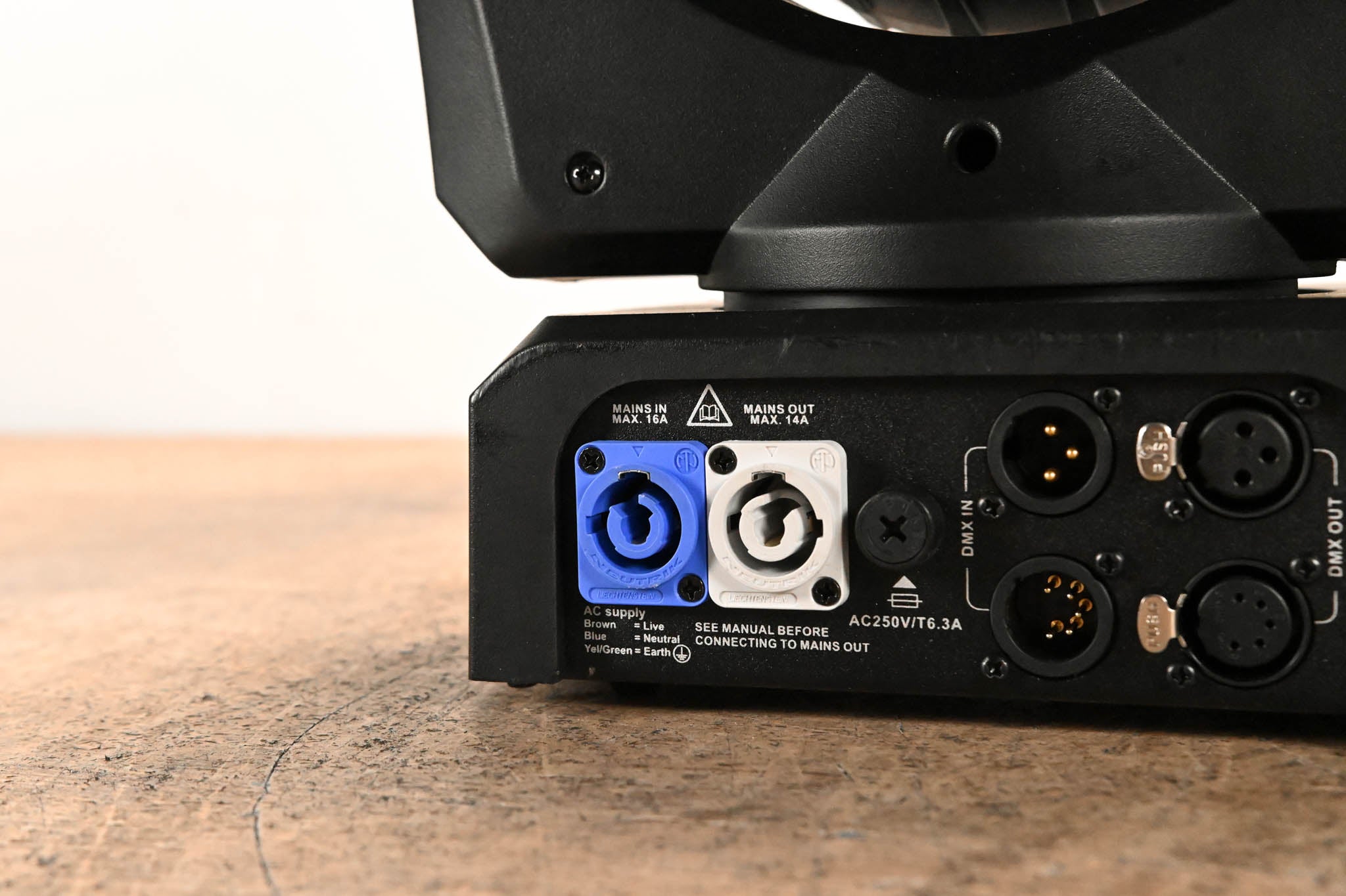 Martin Lighting RUSH MH 2 Wash LED Wash Moving Head Fixture