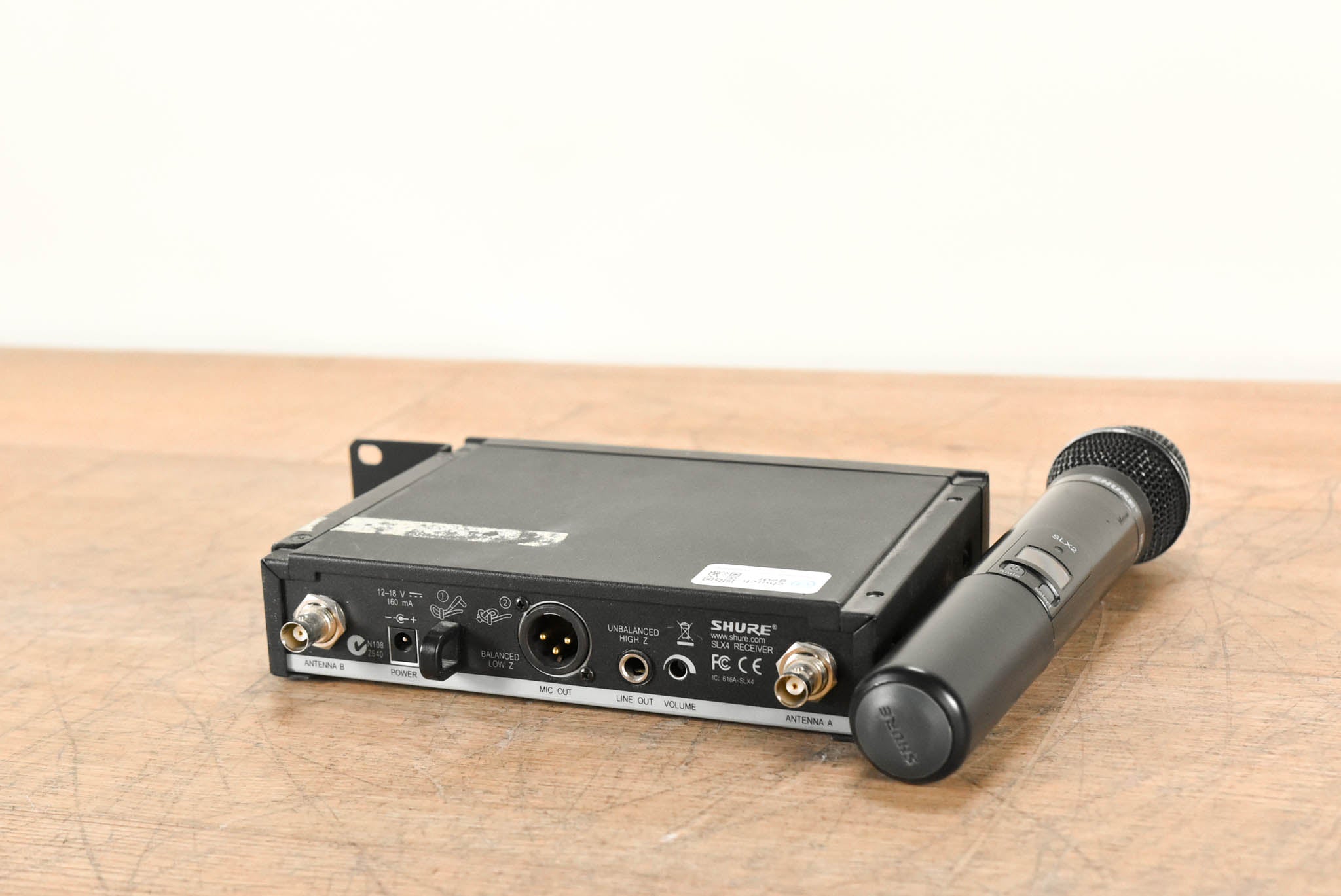 Shure SLX24/BETA87C Handheld Wireless System - H5 Band (NO POWER SUPPLY)