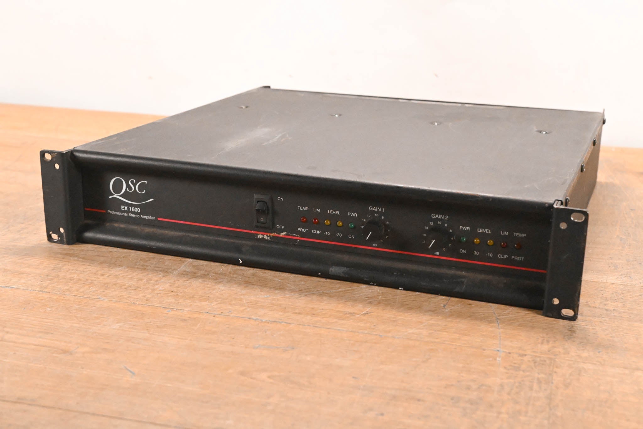 QSC EX 1600 Dual-Channel Power Amplifier