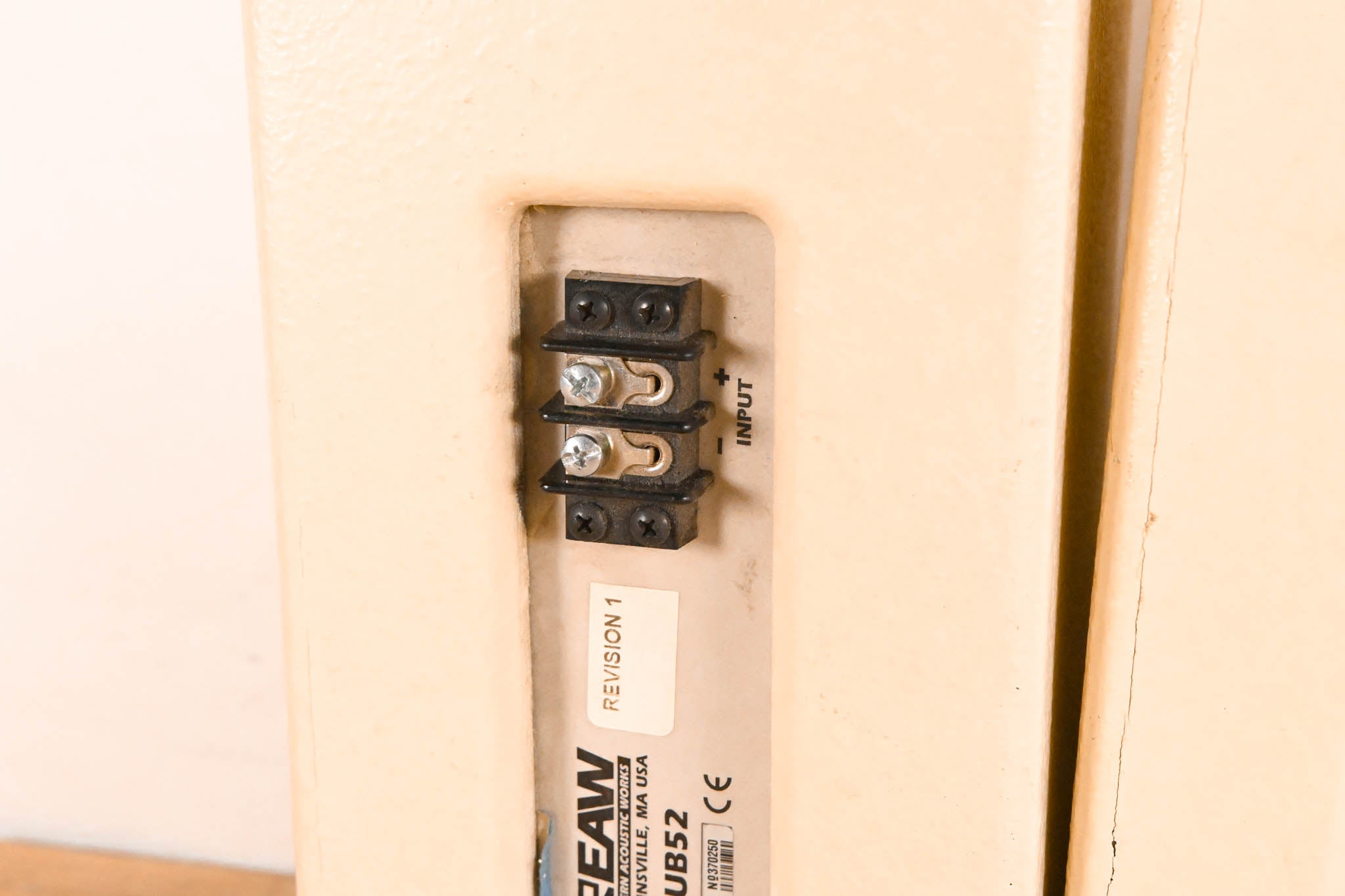 EAW UB52 Two-Way Full-Range Loudspeaker - White (PAIR)