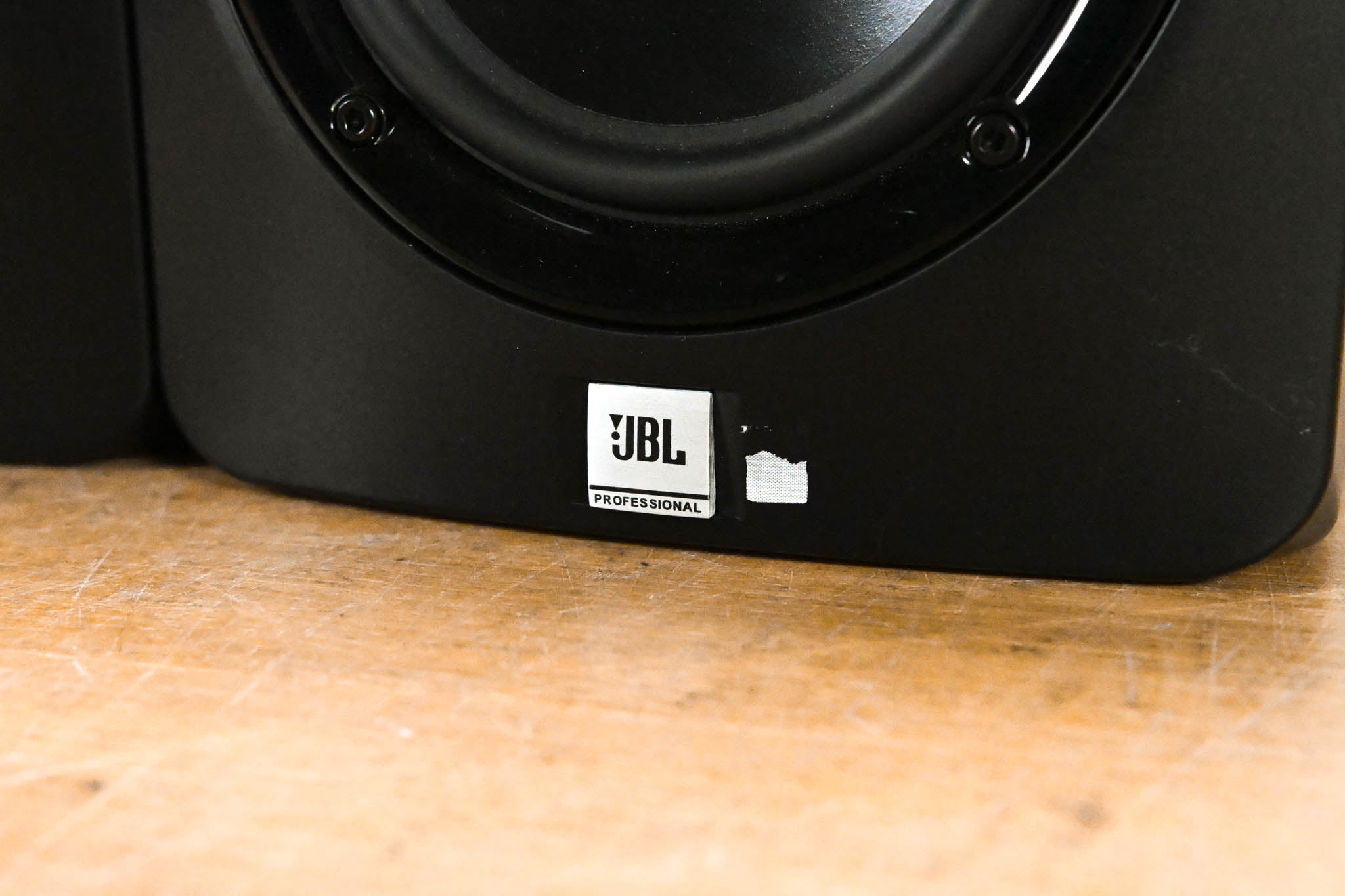JBL LSR305 5" Two-Way Powered Studio Monitor (PAIR)