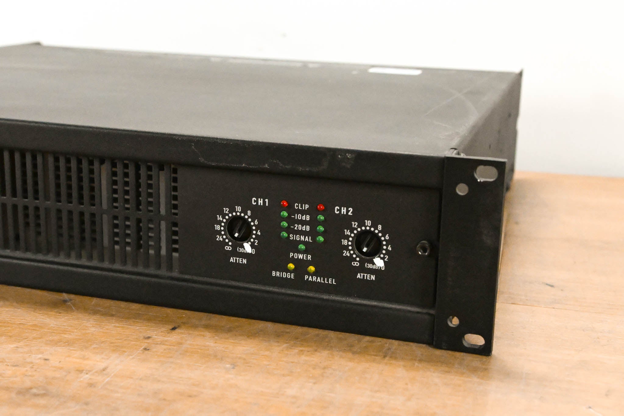 QSC CX302 2-Channel Power Amplifier