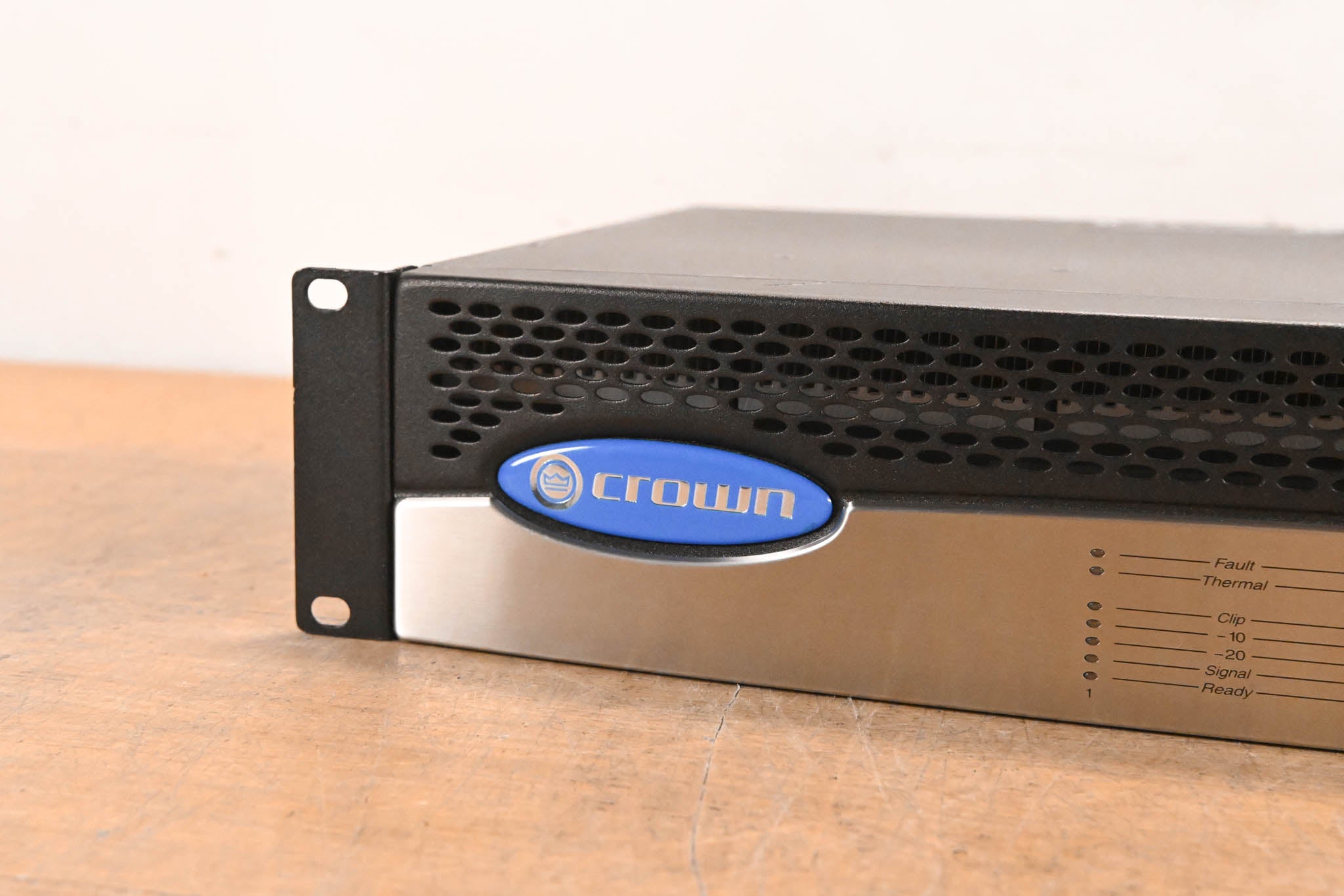 Crown CTs 2000 2-Channel 1000W Power Amplifier