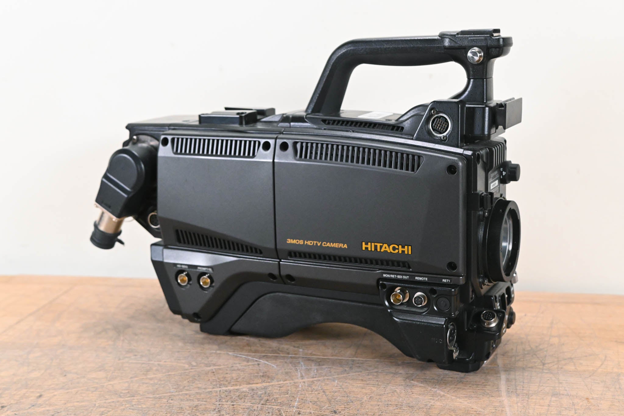 Hitachi Z-HD6000 HDTV Camera w/ CA-HF1000 Camera Adaptor