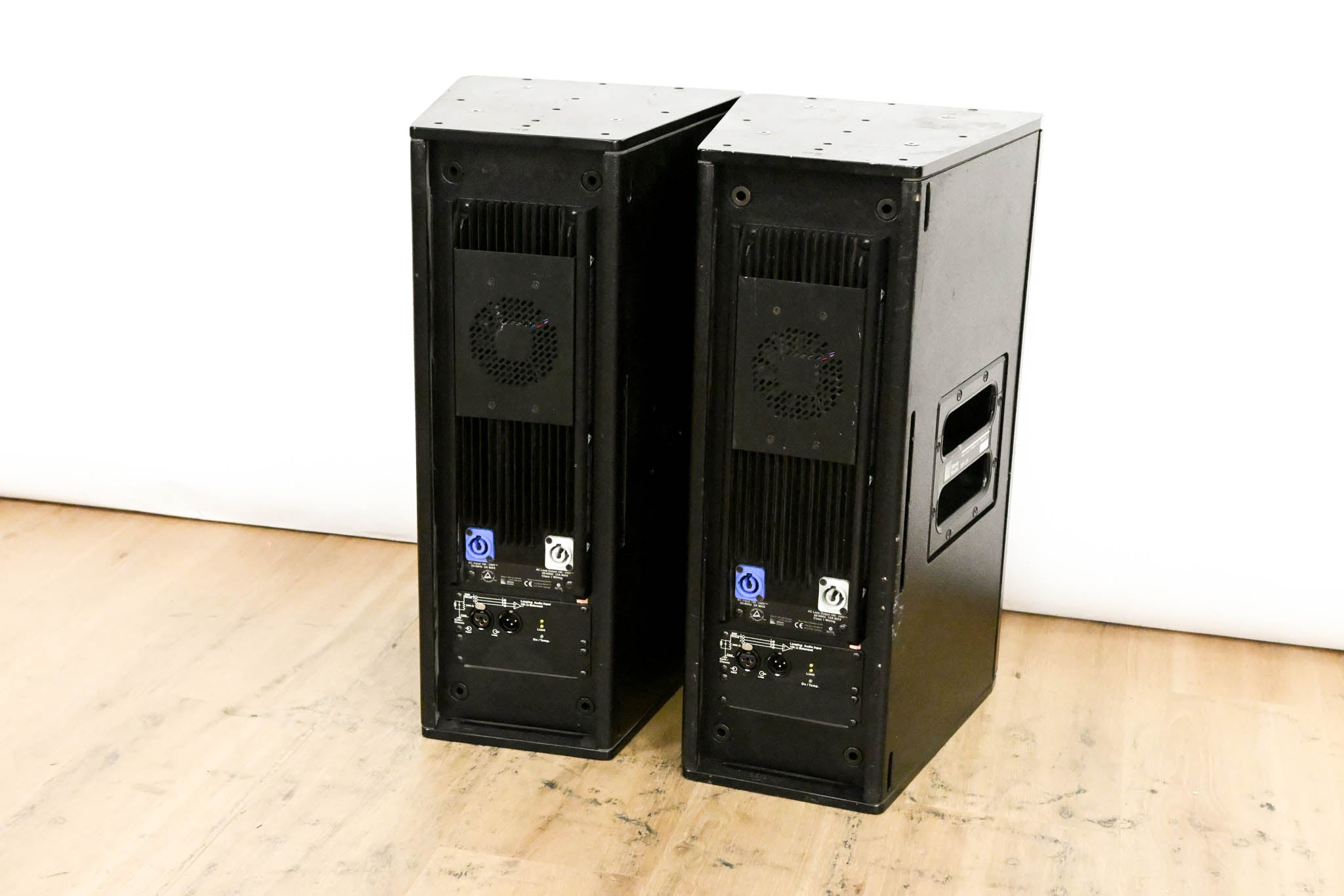 Meyer Sound UPJ-1P Compact VariO Loudspeaker (PAIR)