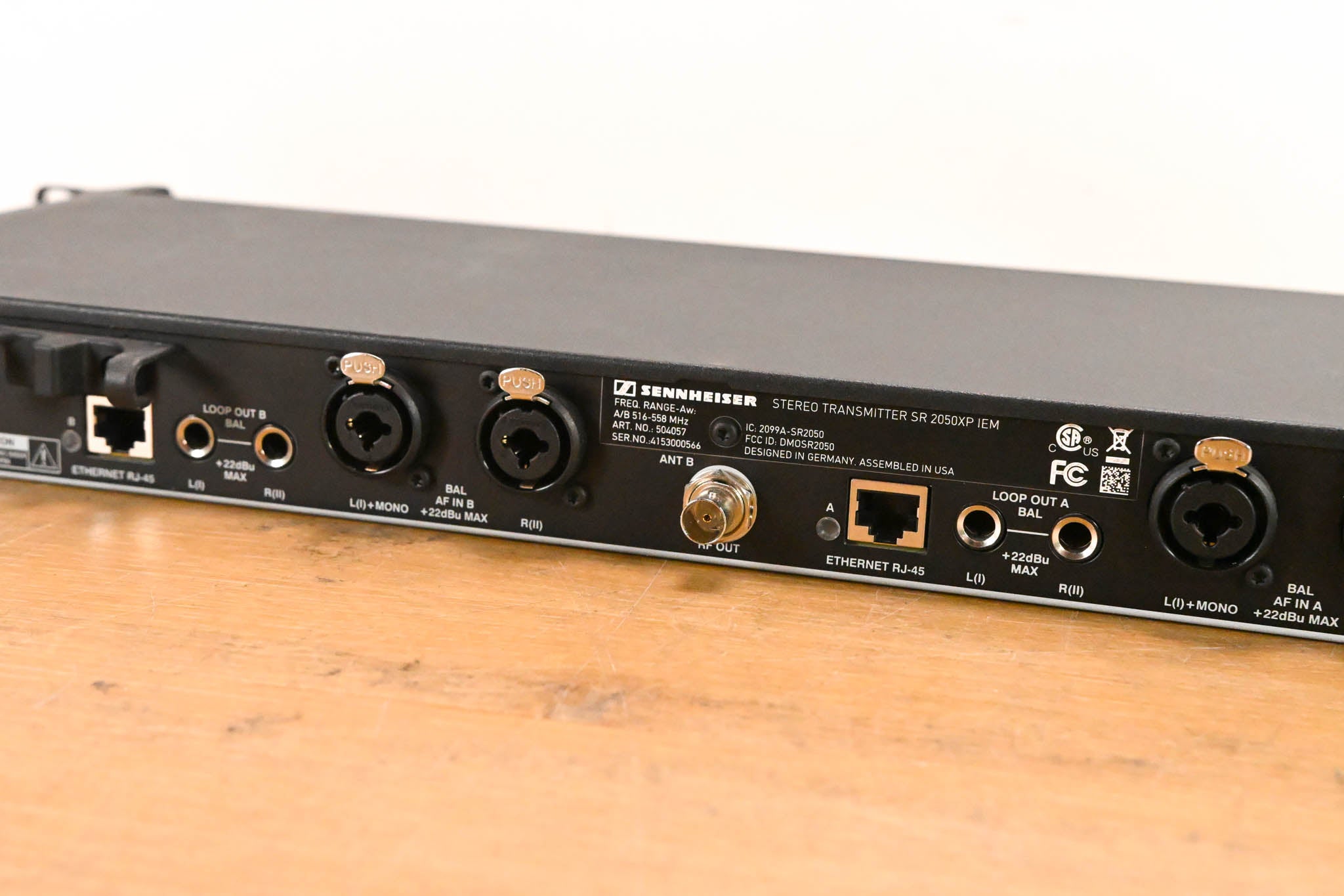 Sennheiser SR 2050XP IEM Stereo Wireless Transmitter - Aw: 516-558 MHz