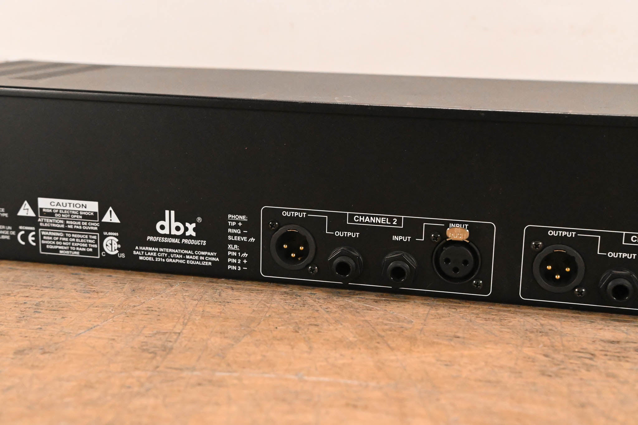 dbx 231s Two-Channel 31-Band Equalizer