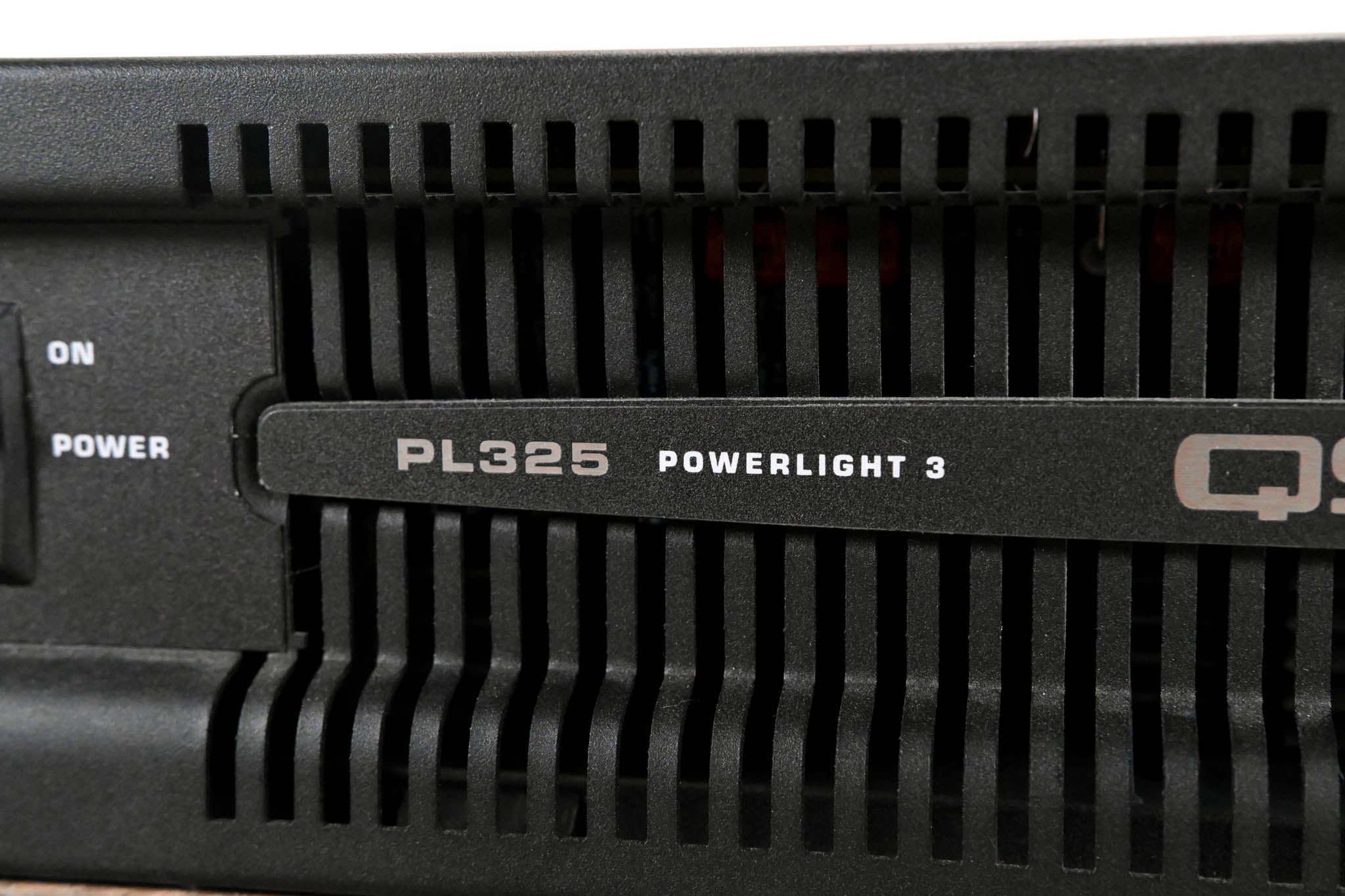 QSC PL325 Powerlight 3 Series 2-Channel Power Amplifier