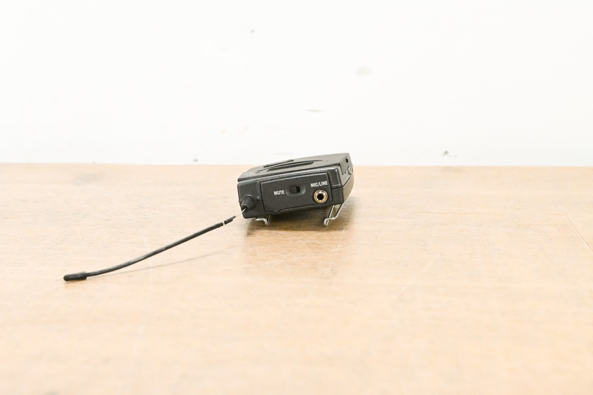 Sennheiser SK 100 G3 Wireless Bodypack Transmitter A Range: 516-558 MHz