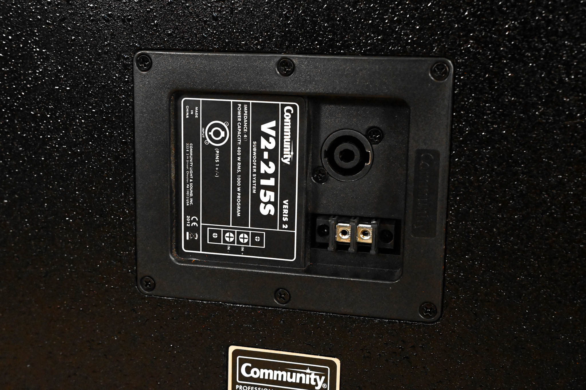 Community V2-215S Dual 15" Subwoofer System