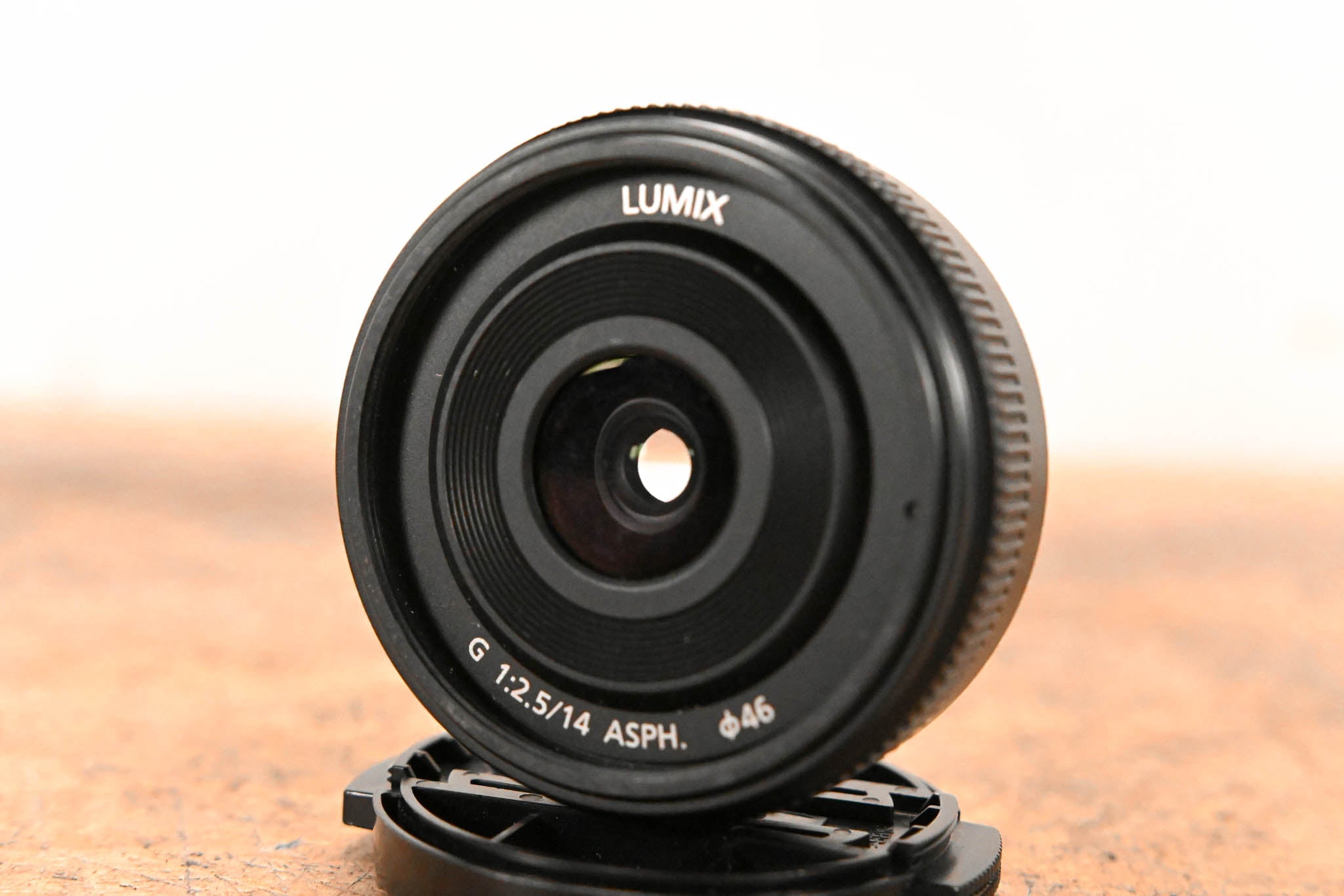 Panasonic H-H014A Lumix G 14mm/F2.5 ASPH Pancake Lens