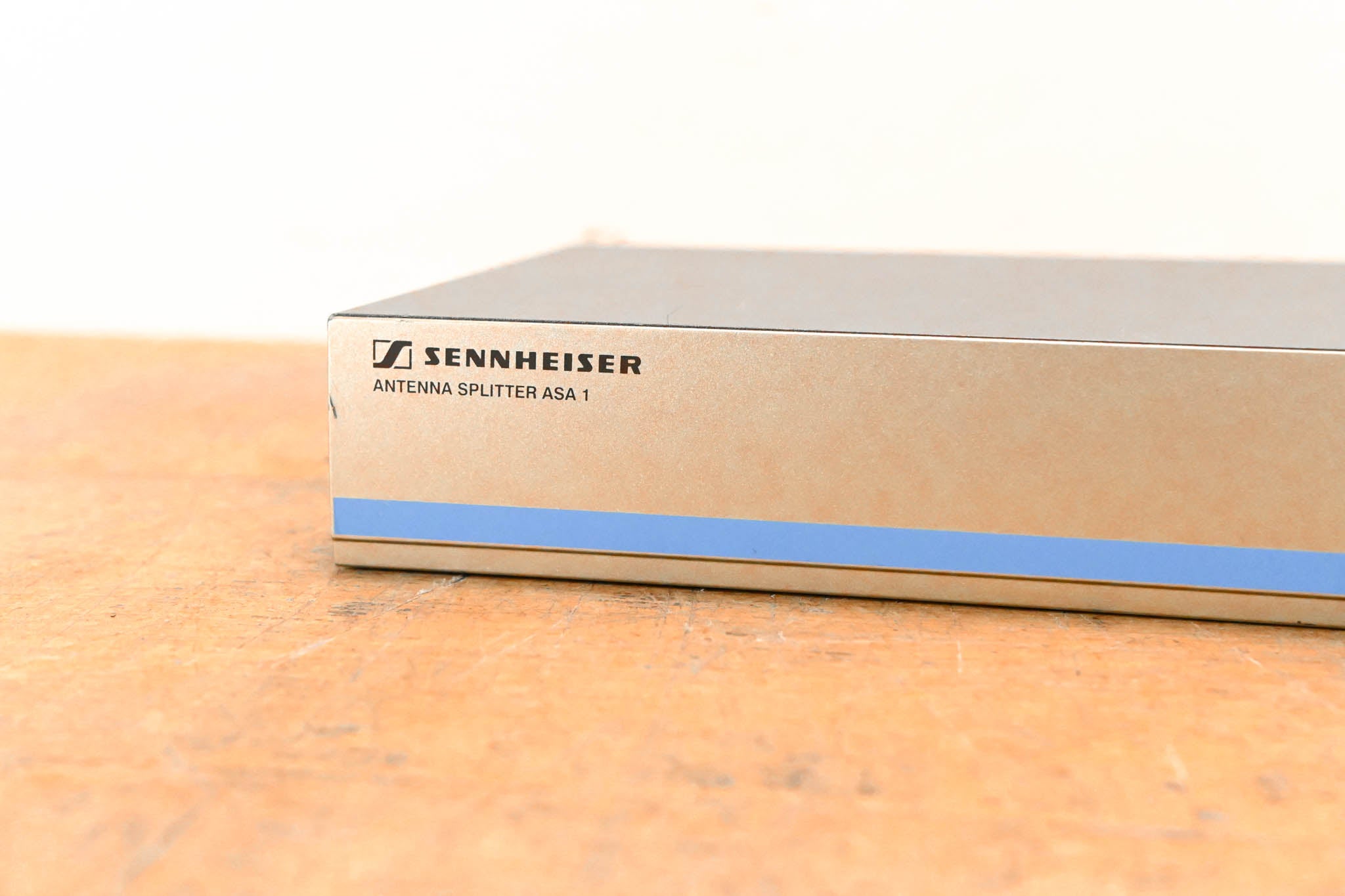 Sennheiser ASA 1 Active Antenna Splitter - 500-870 MHz (NO POWER SUPPLY)