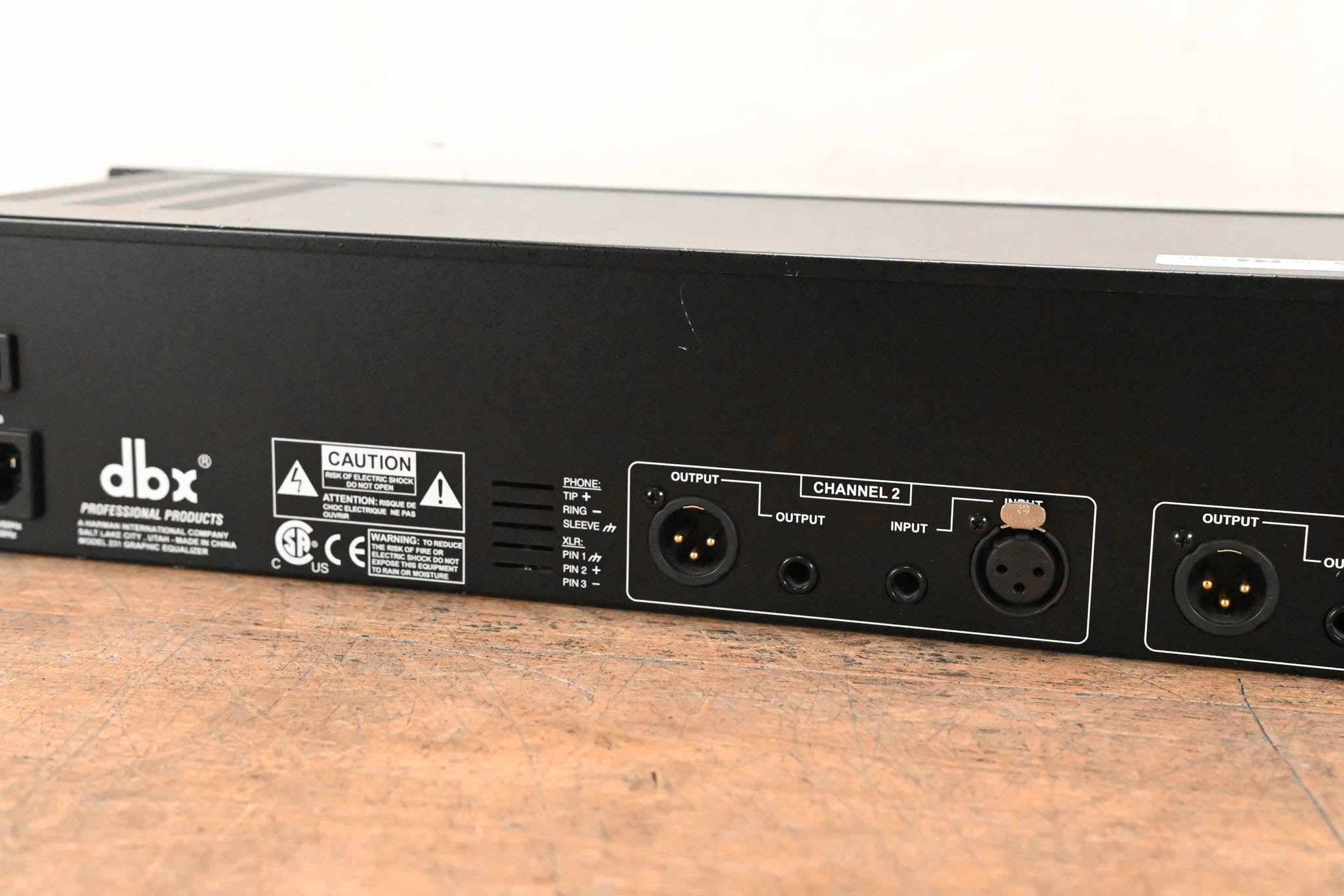 dbx 231 Dual-Channel 31-Band Graphic Equalizer