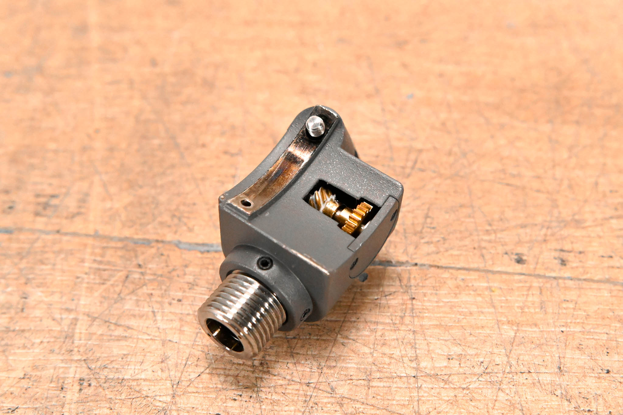 Canon FFM-100 Flex Focus Module for Canon ENG/EFP Lenses
