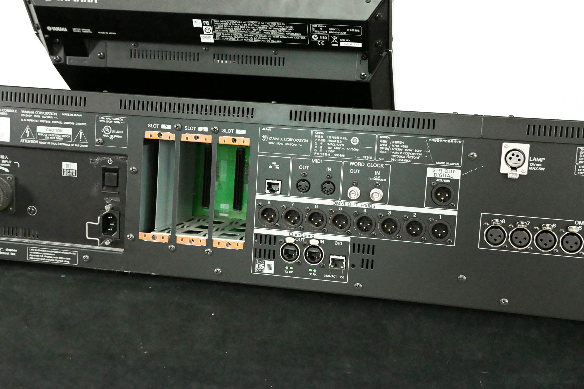 Yamaha M7CL-48ES 48-Channel EtherSound Digital Audio Mixer
