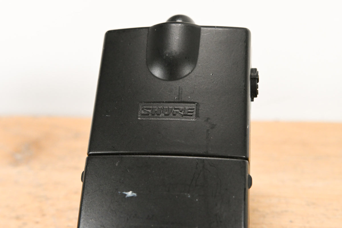 Shure P6HW Wired Bodypack Receiver