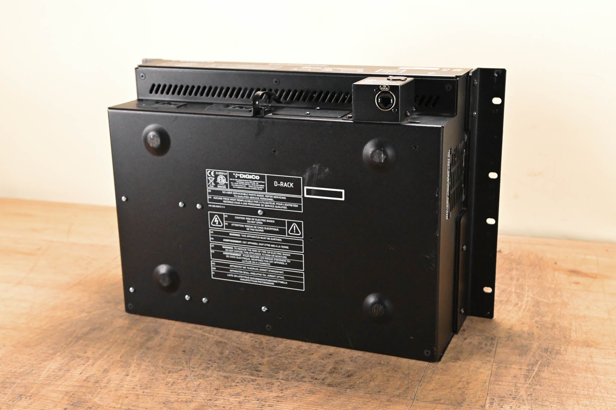 DiGiCo D-Rack 32 x 8 Cat 6 Analog I/O Stage Box