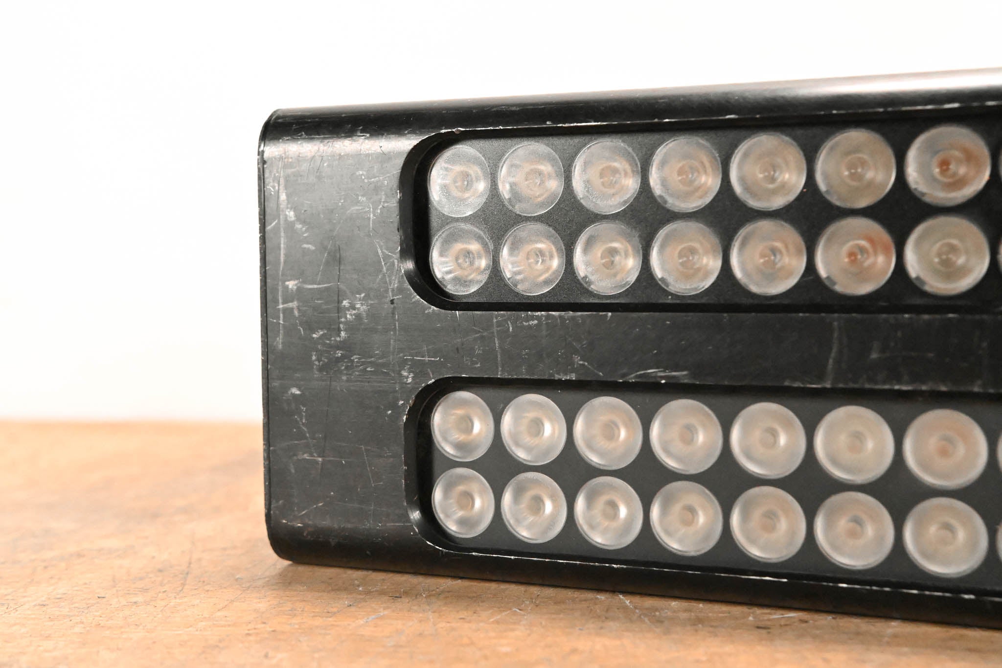 Chroma-Q CHCS2 Color Split LED Fixture