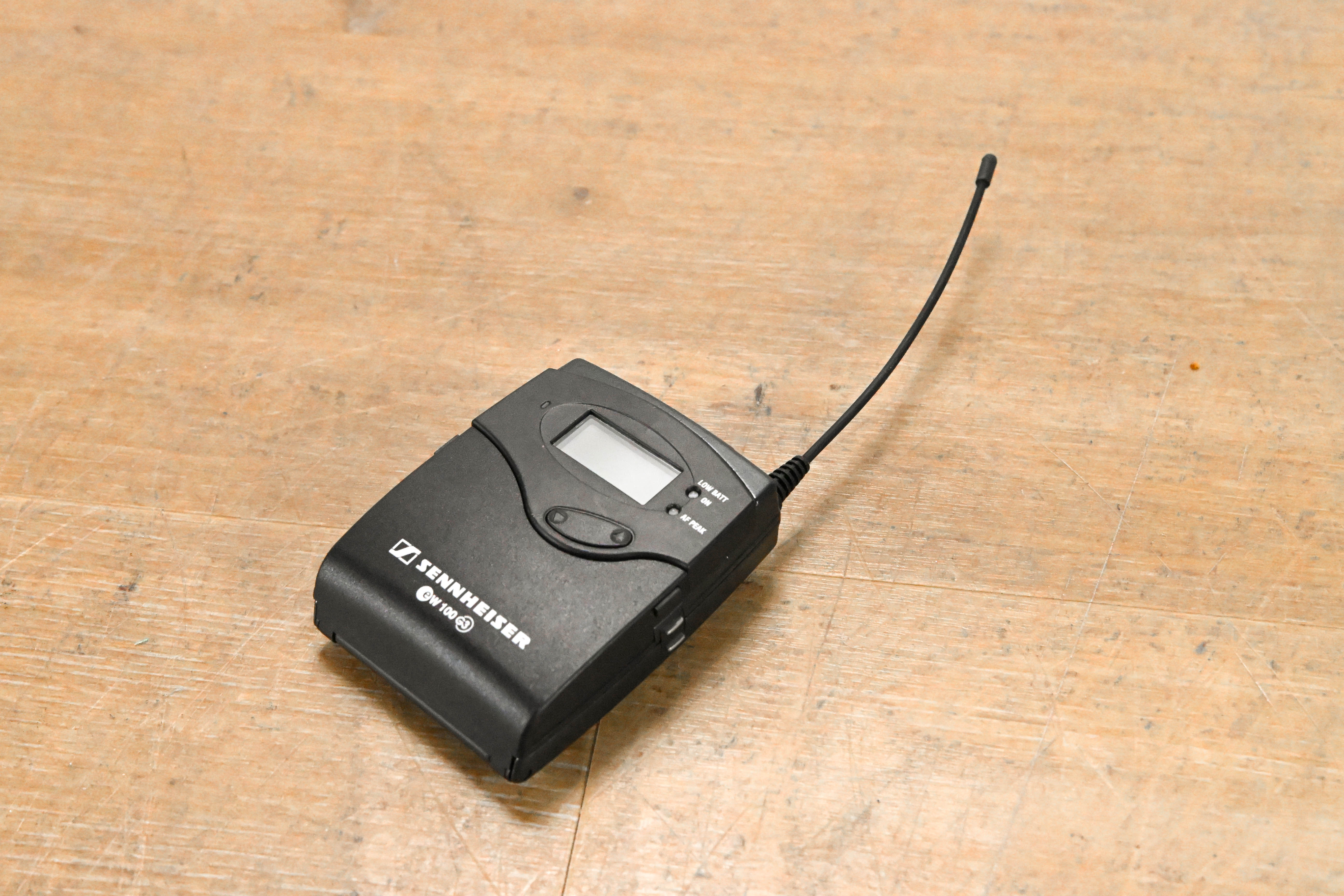 Sennheiser SK 100 G3 Wireless Bodypack Transmitter A Range: 516-558 MHz