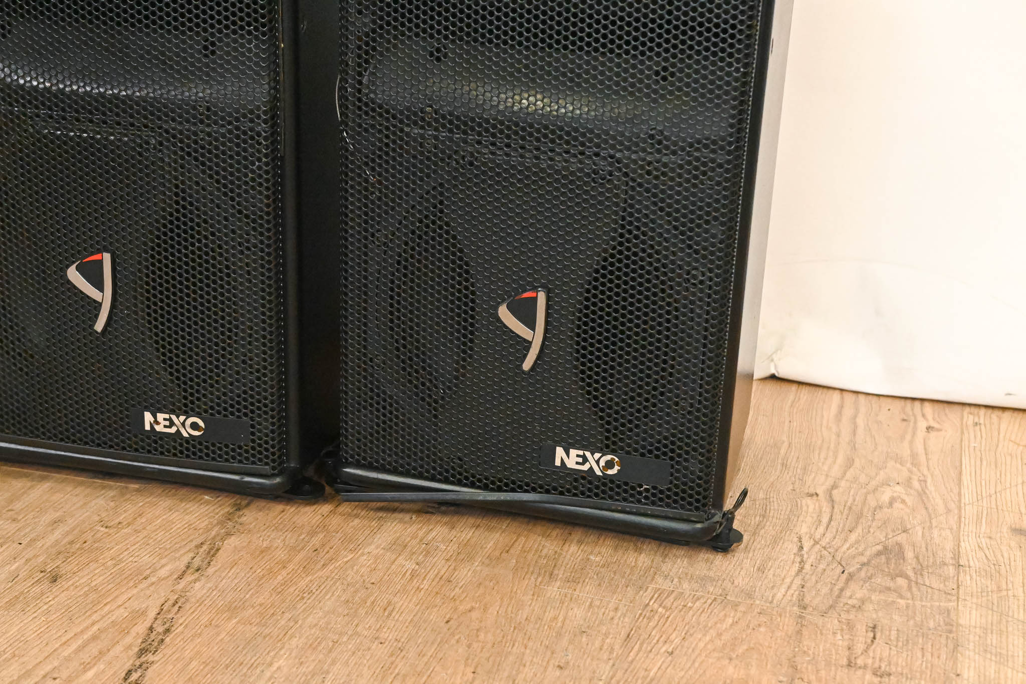 NEXO GEO S805 Compact High-Output Array Module (PAIR)
