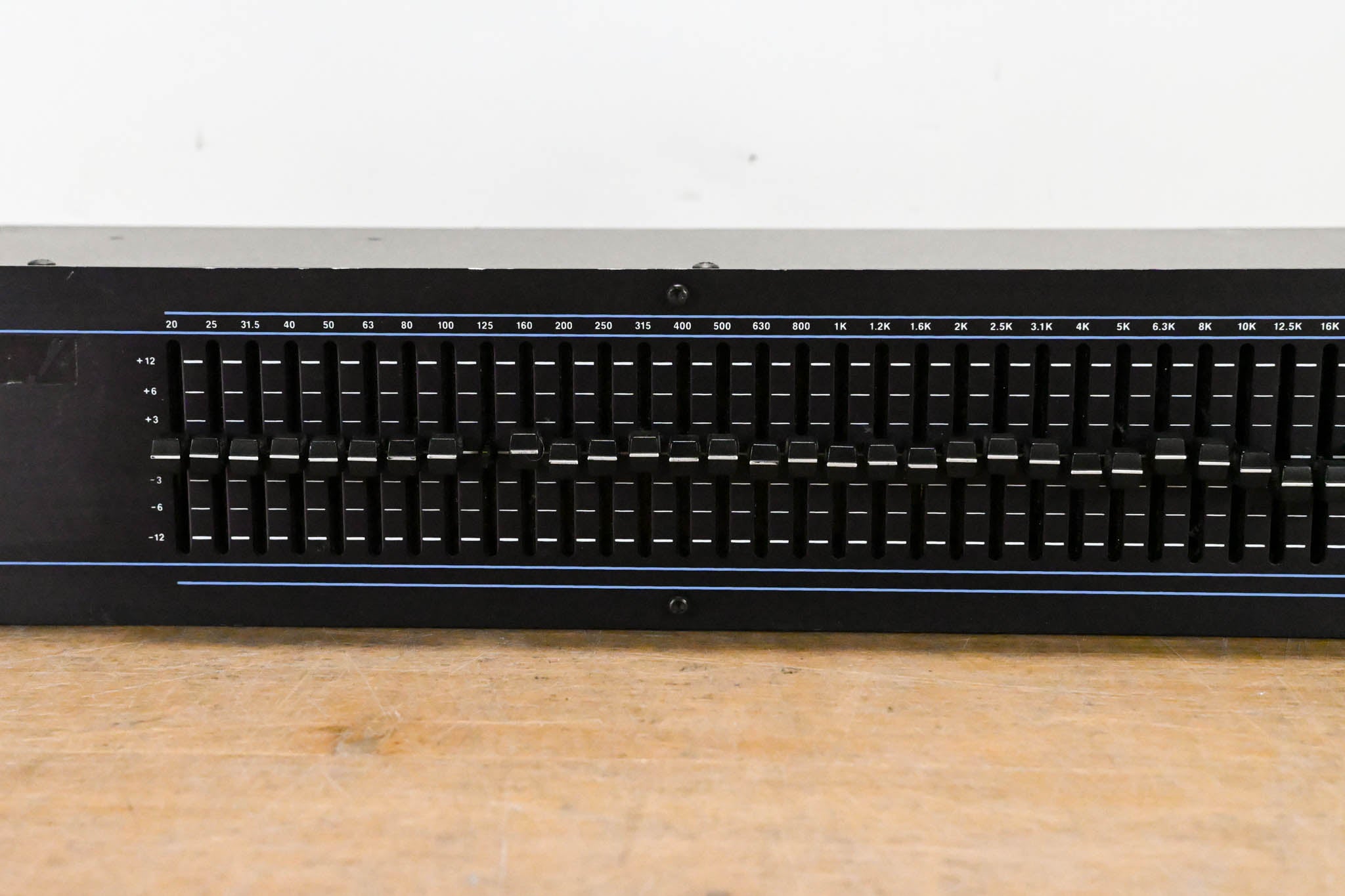 DOD R-831 Rackmount 31-Band Graphic Equalizer