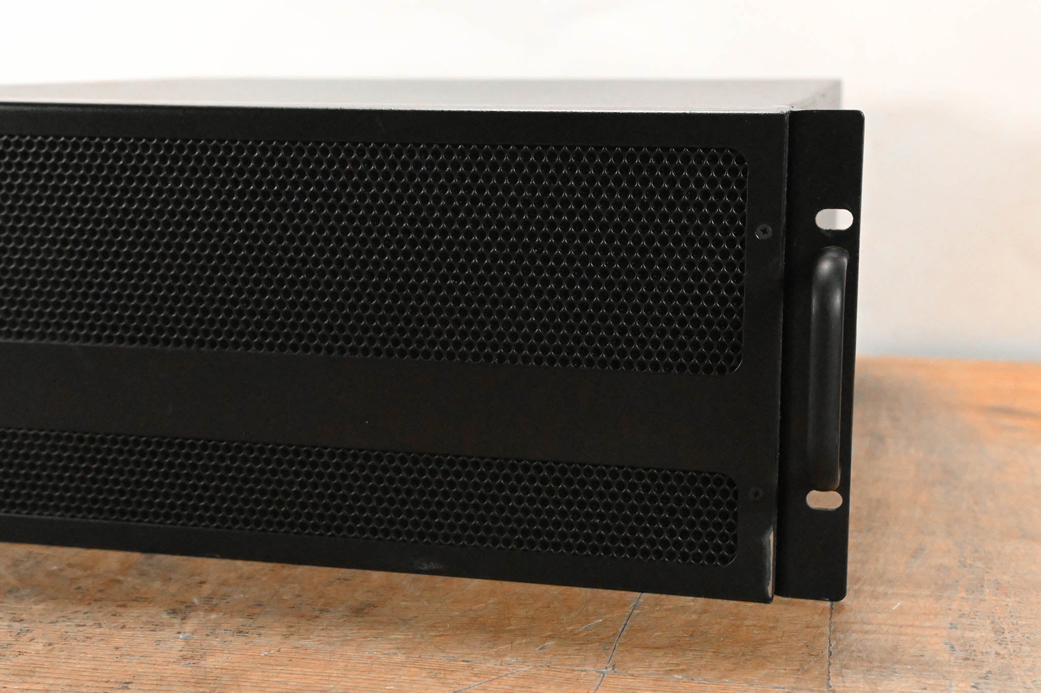 Magma PE6R4 6-Slot PCI Pro Tools HD Expansion Chassis with Cards