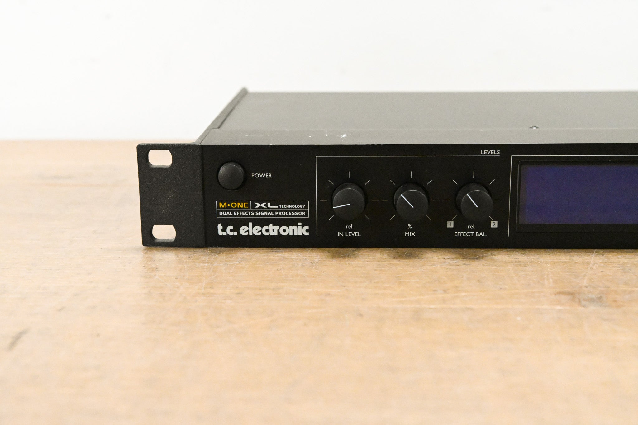 TC Electronic M-ONE XL Dual-Engine Effects Processor