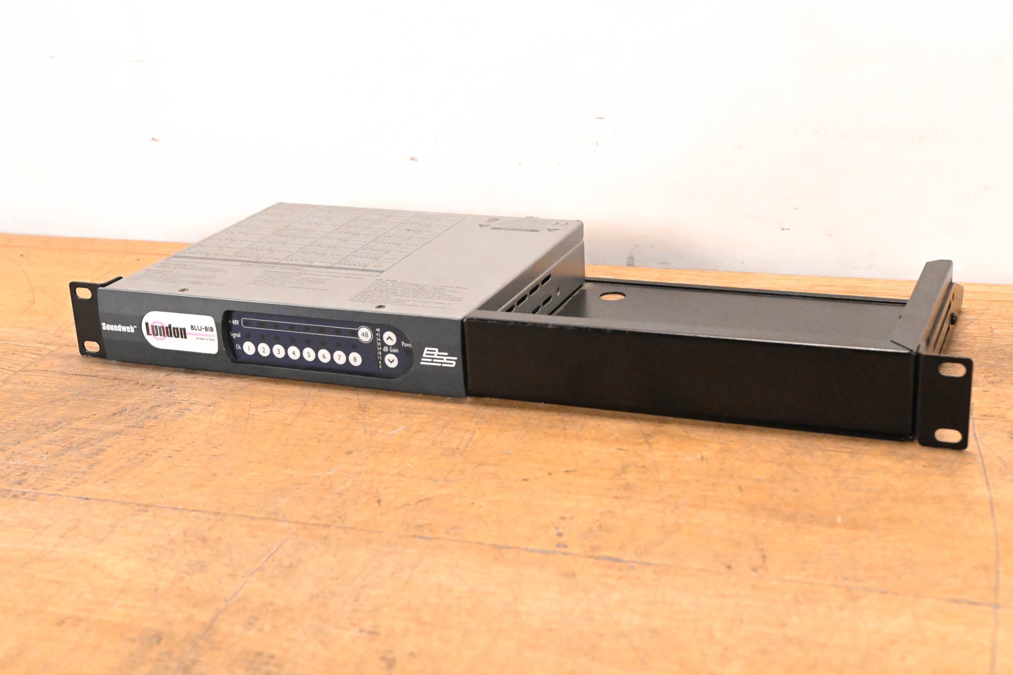 BSS BLU-BIB Break-In Box 8-Channel Input Expander (NO POWER SUPPLY)