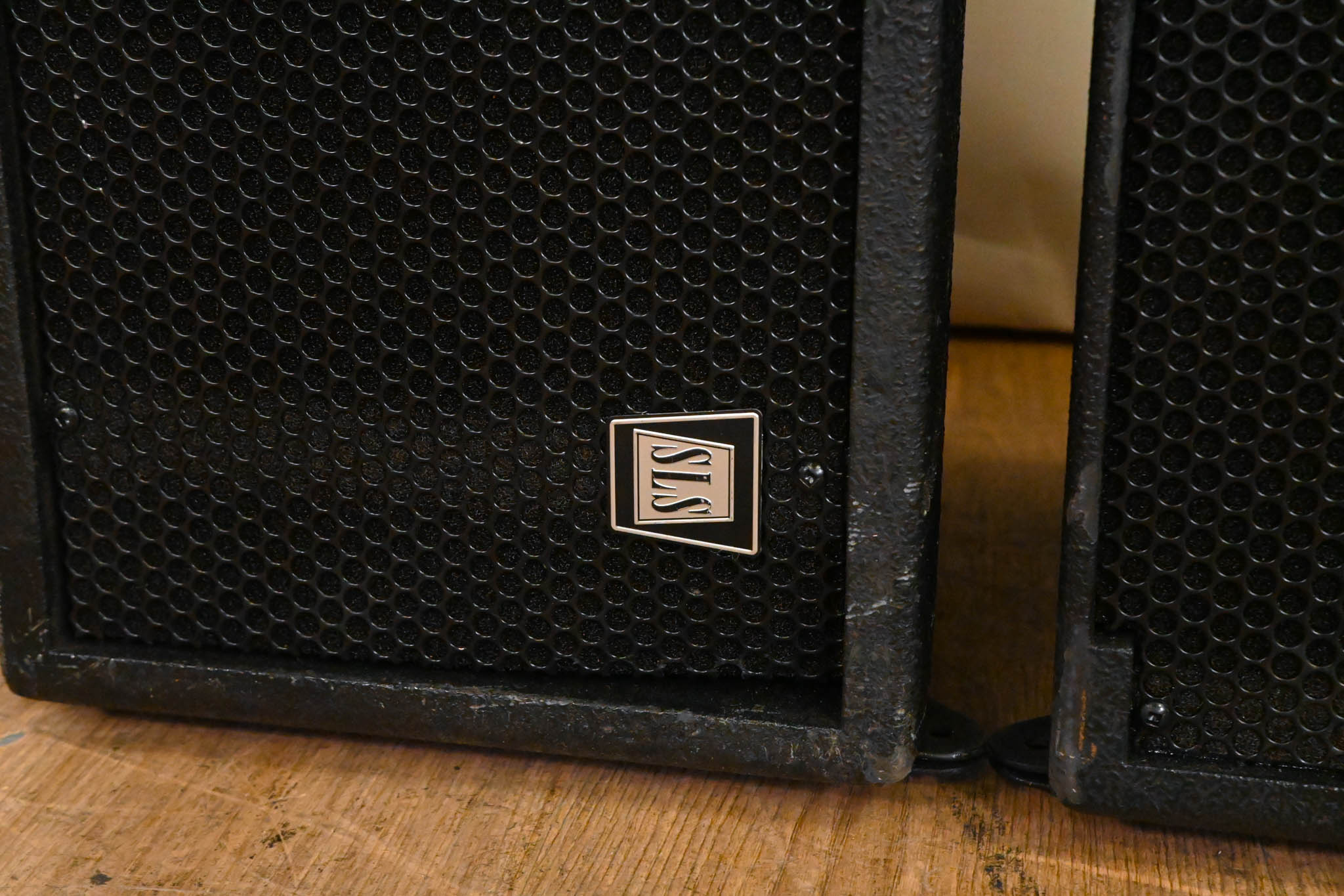 SLS LS8800 Full-Range Line Array Module (PAIR)