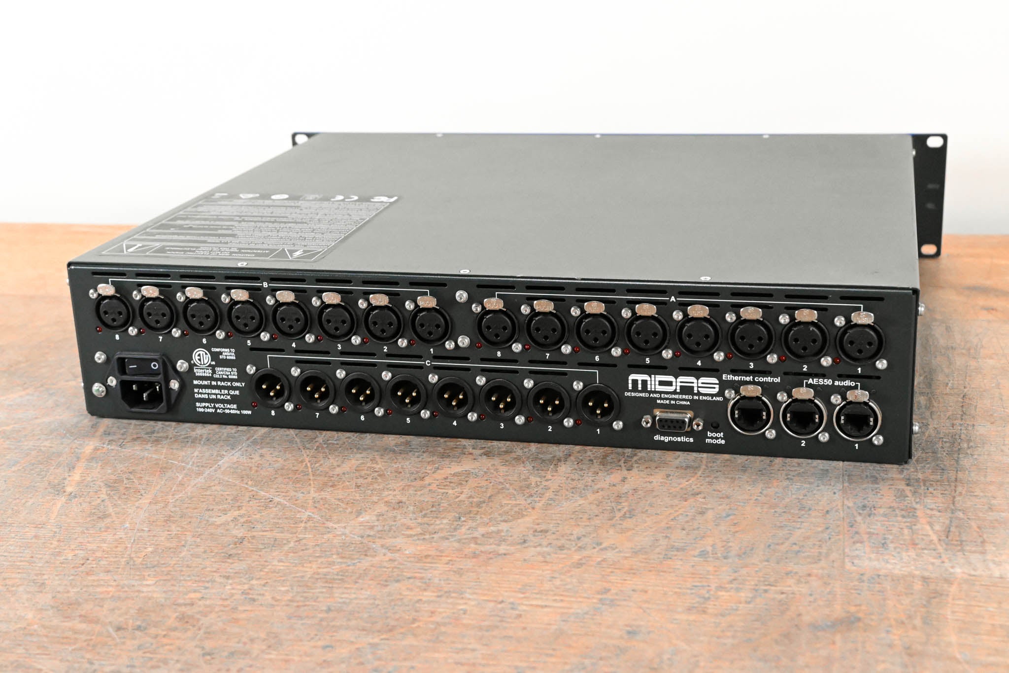 Midas DL153 16-input / 8-output Stage Box