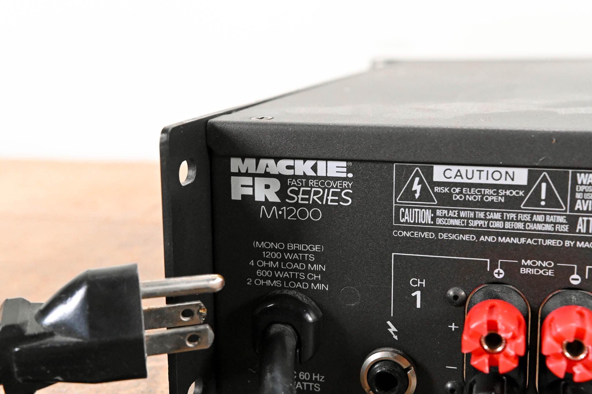 Mackie M-1200 FR Series 2-Channel Power Amplifier