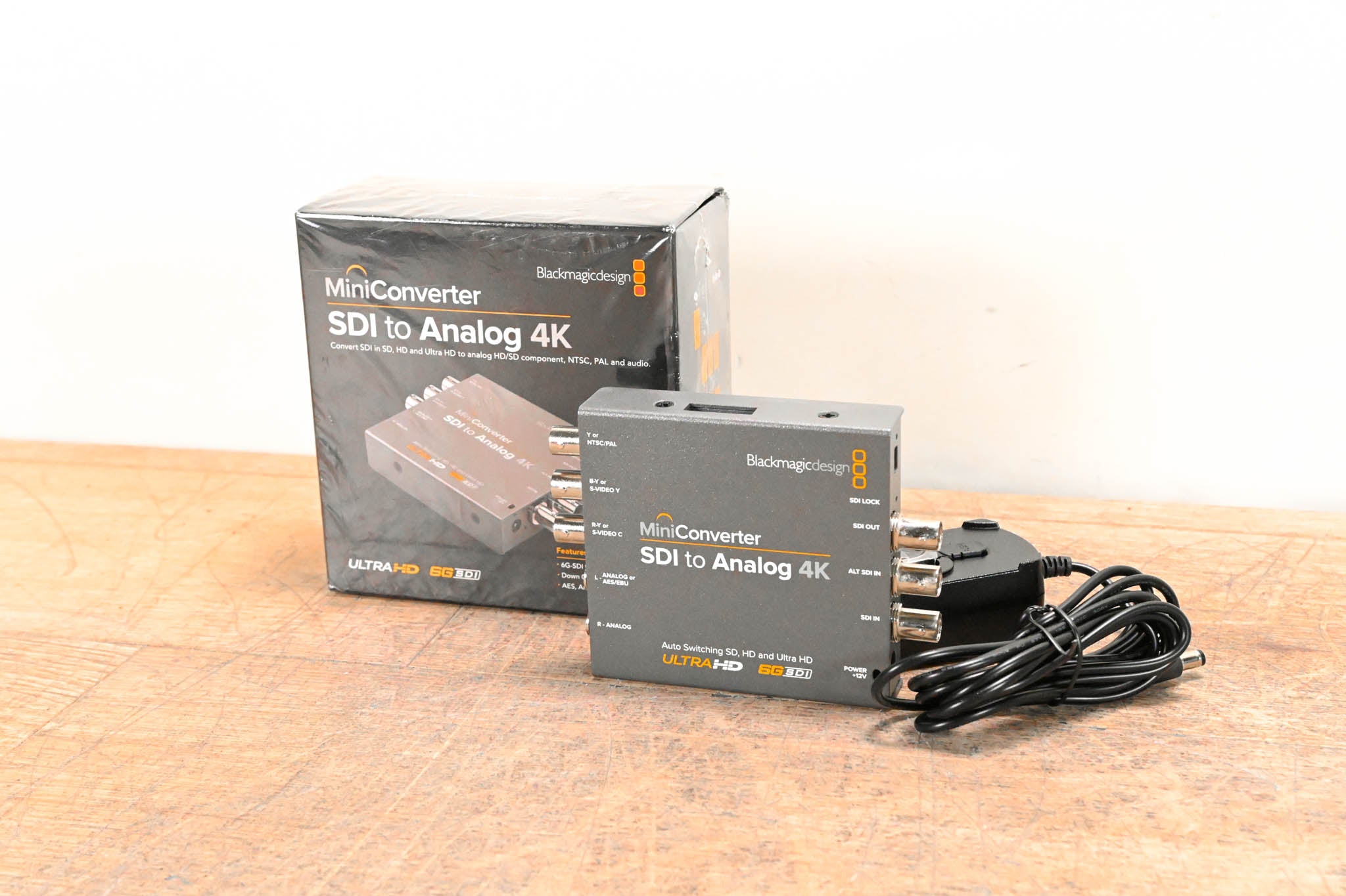Blackmagic Design Mini Converter SDI to Analog 4K