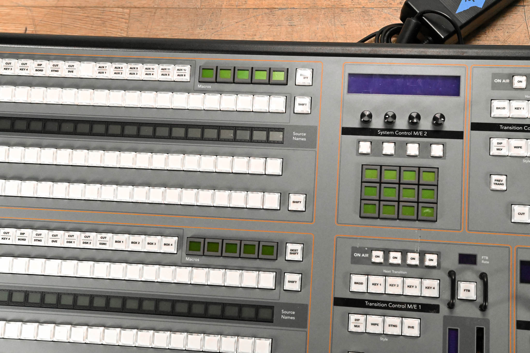 Blackmagic Design ATEM 2 M/E Broadcast Panel