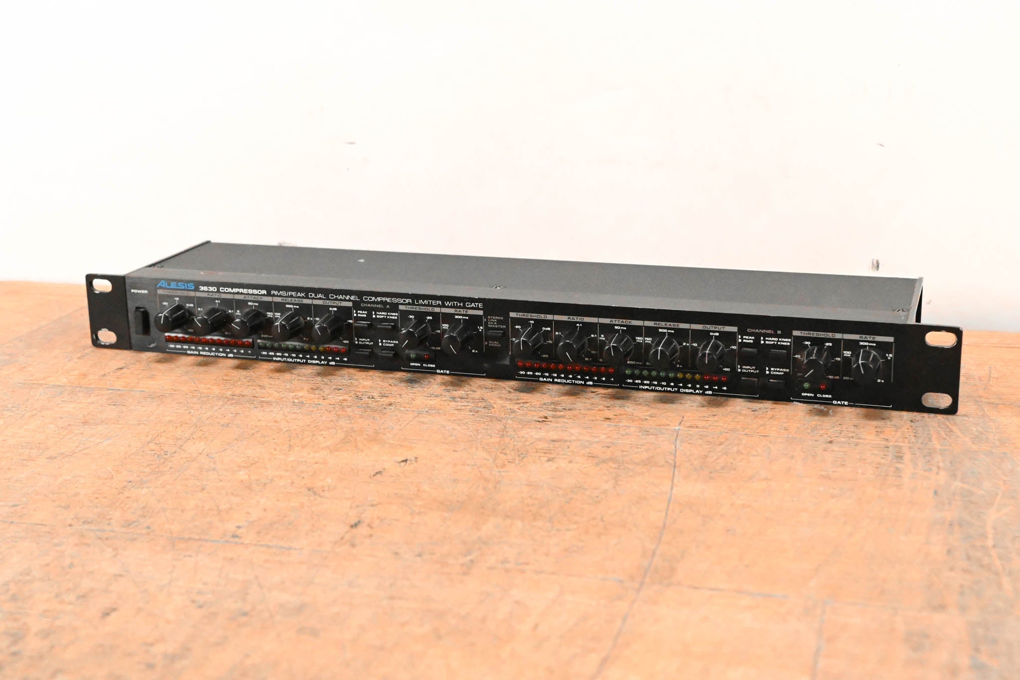 Alesis 3630 2-Channel Compressor/Limiter with Gate (NO POWER SUPPLY)