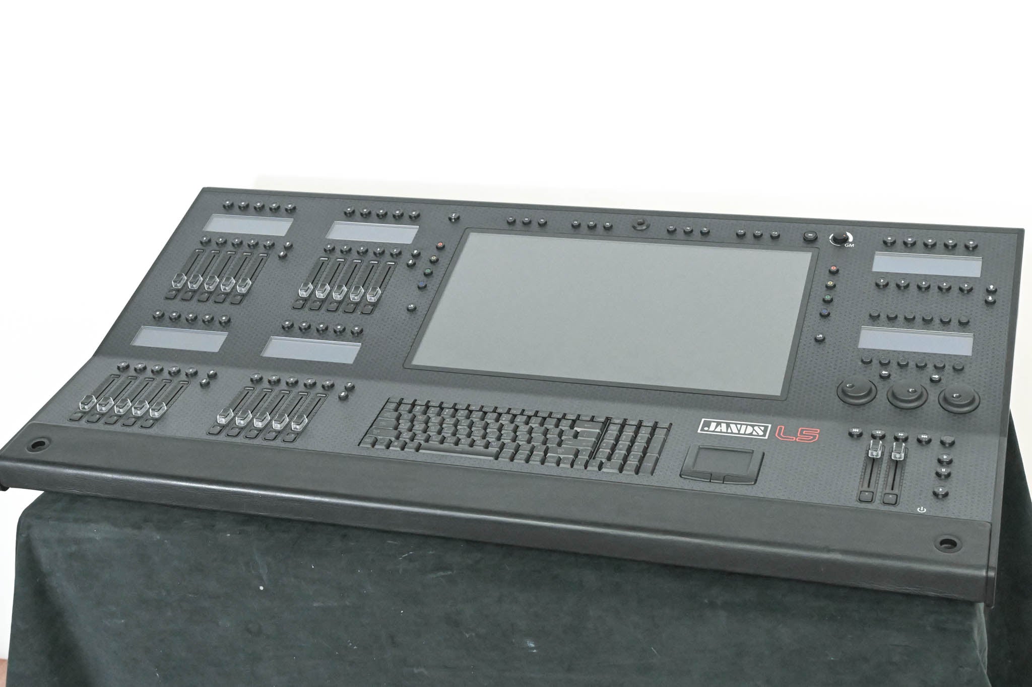 Jands Vista L5 Lighting Control Console with 4096 DMX Channels