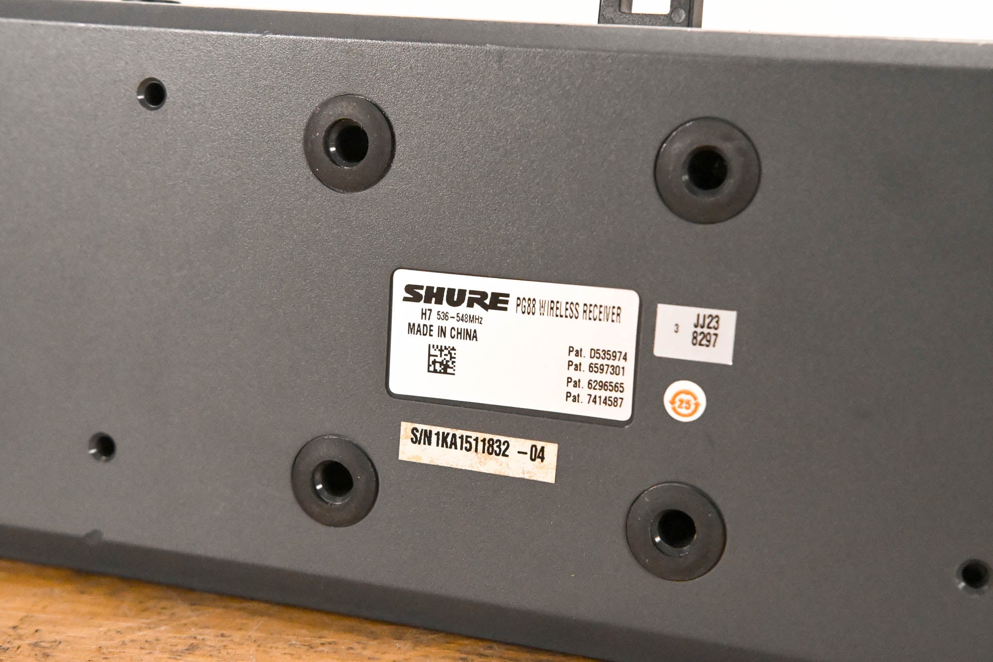 Shure PG88 Dual Wireless System with one PG1 Bodypack - H7 Band (NO PSU)