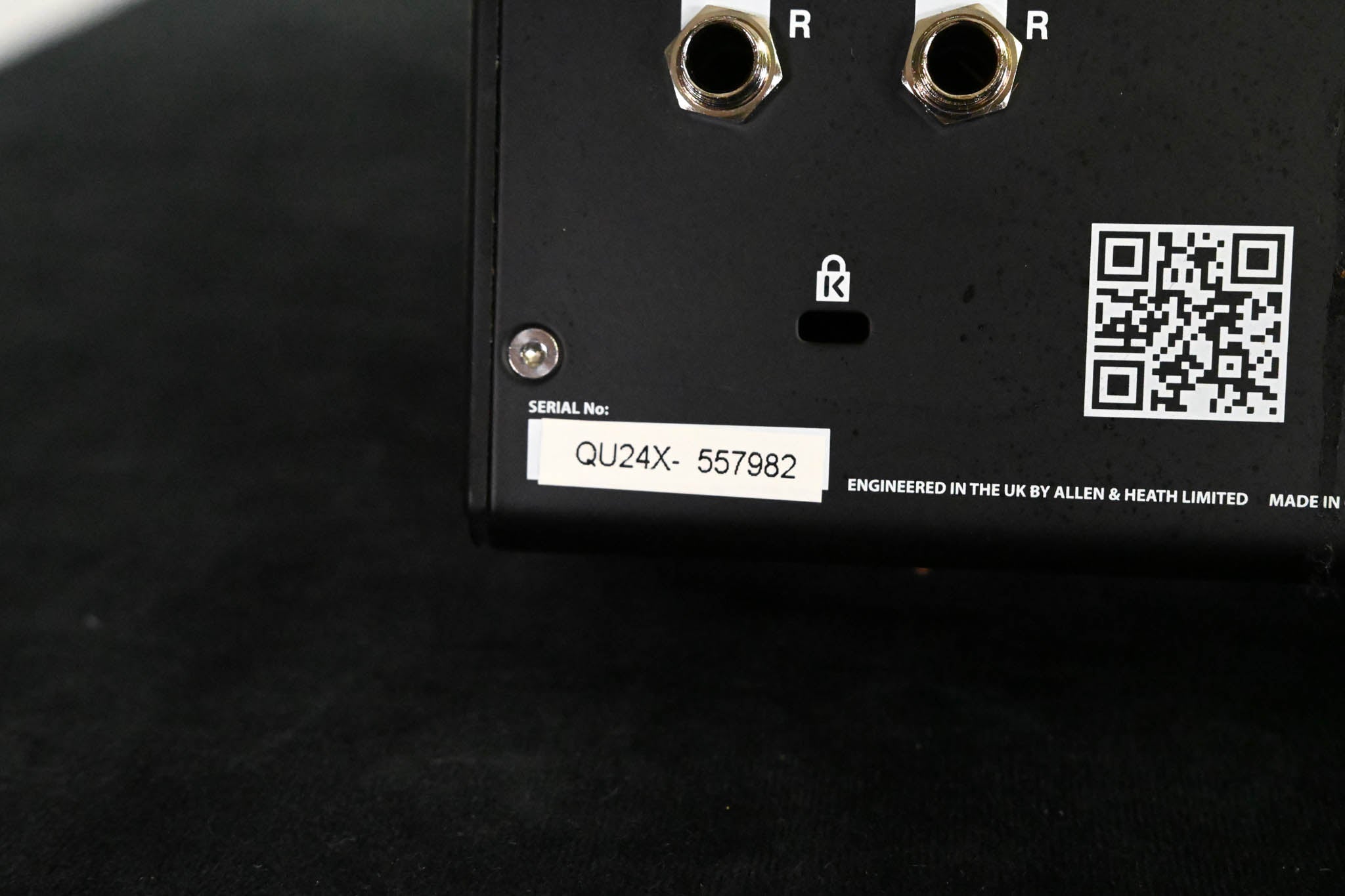 Allen & Heath Qu-24 24-Channel Digital Mixing Console