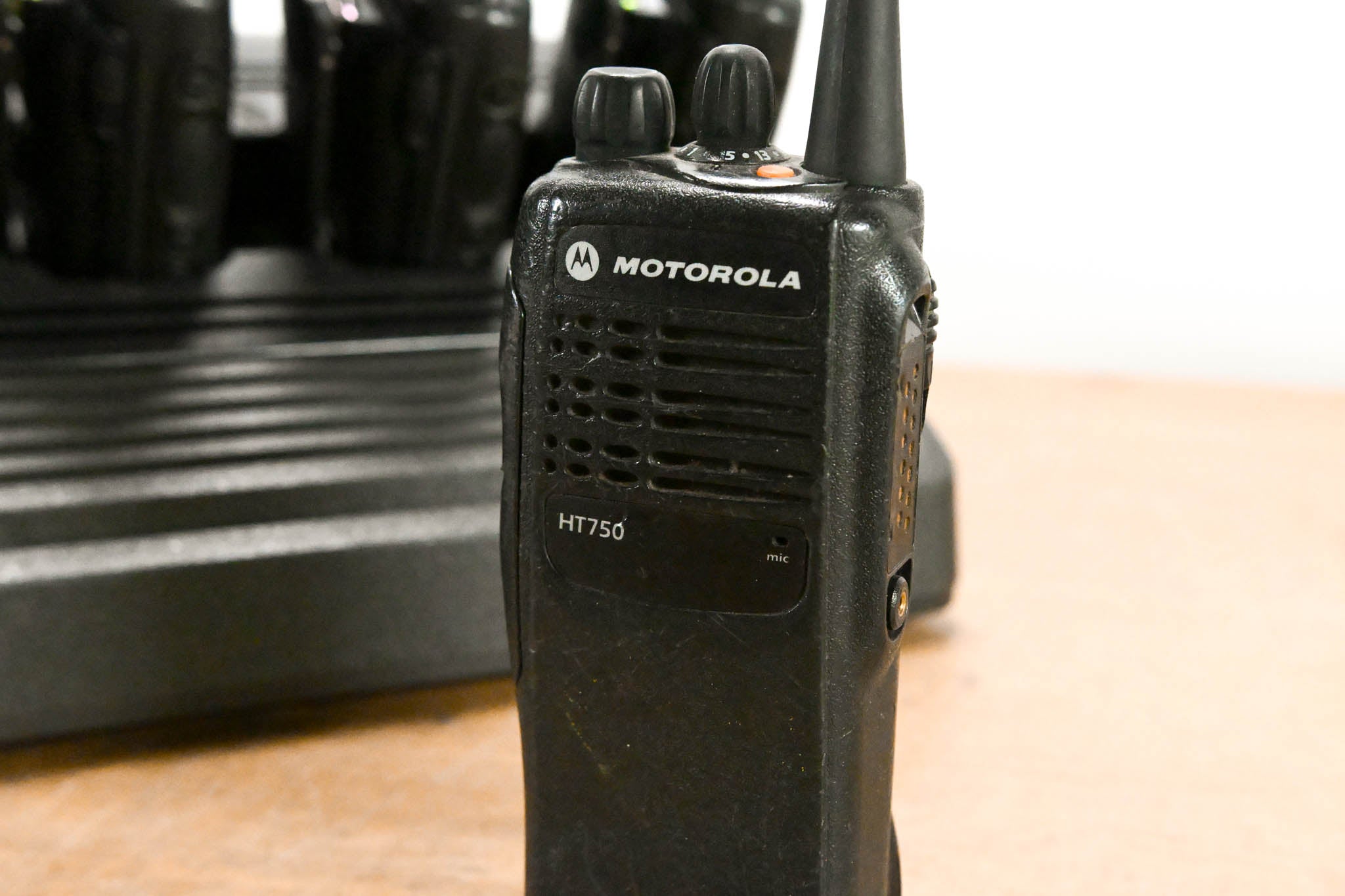 Motorola HT750 Portable Radio (Pack of 6) with 6-Bay Charging Station