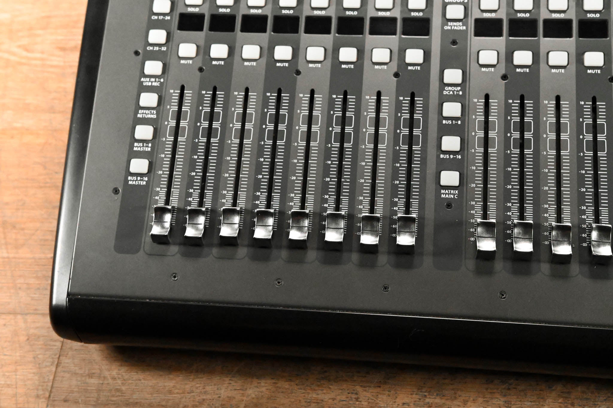 Behringer X32 Compact 40-Channel Digital Audio Console
